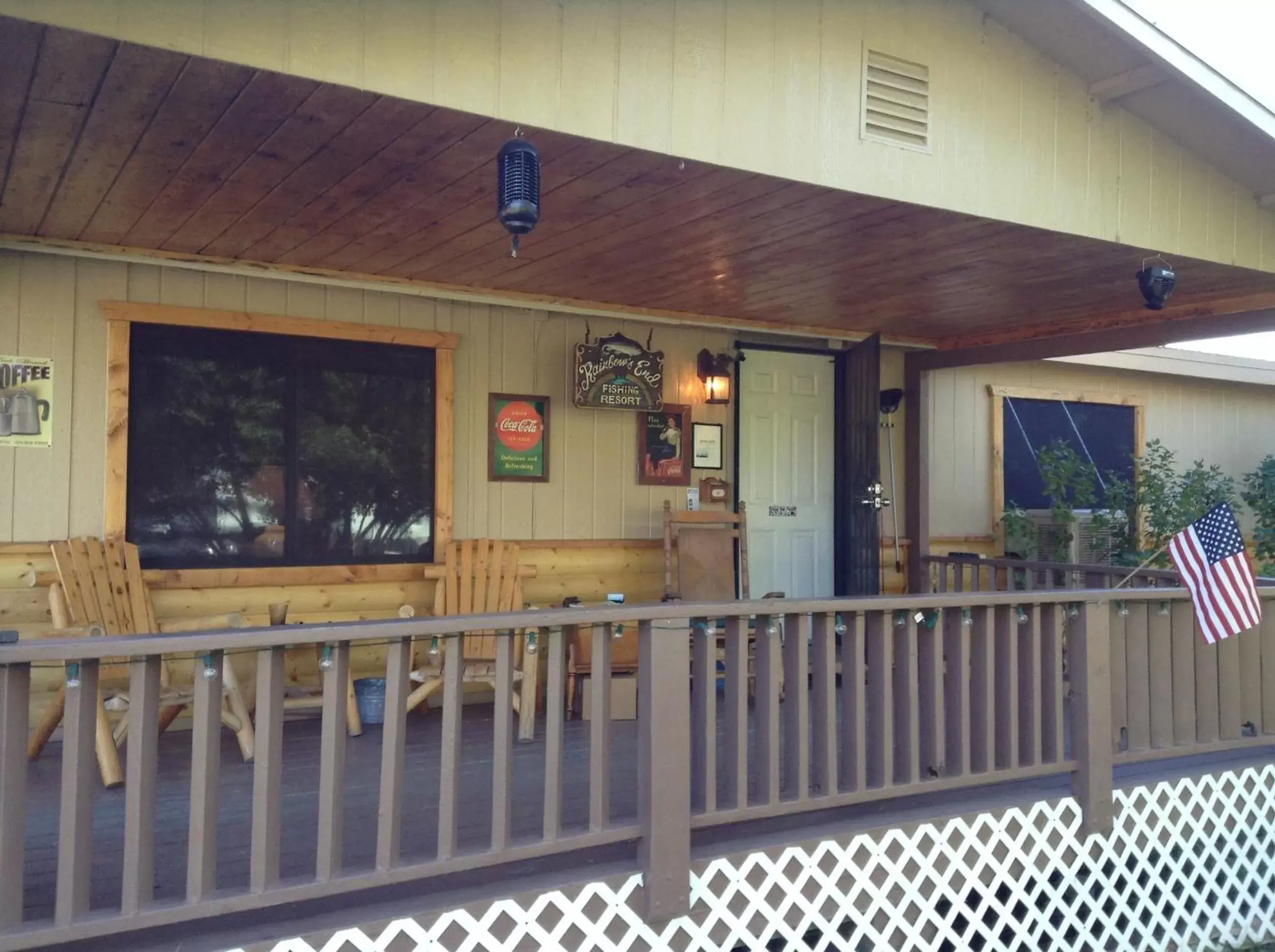 Two-Bedroom Villa in Rainbows End Fishing Resort Two-Bedroom Villa in Rainbows End Fishing Resort