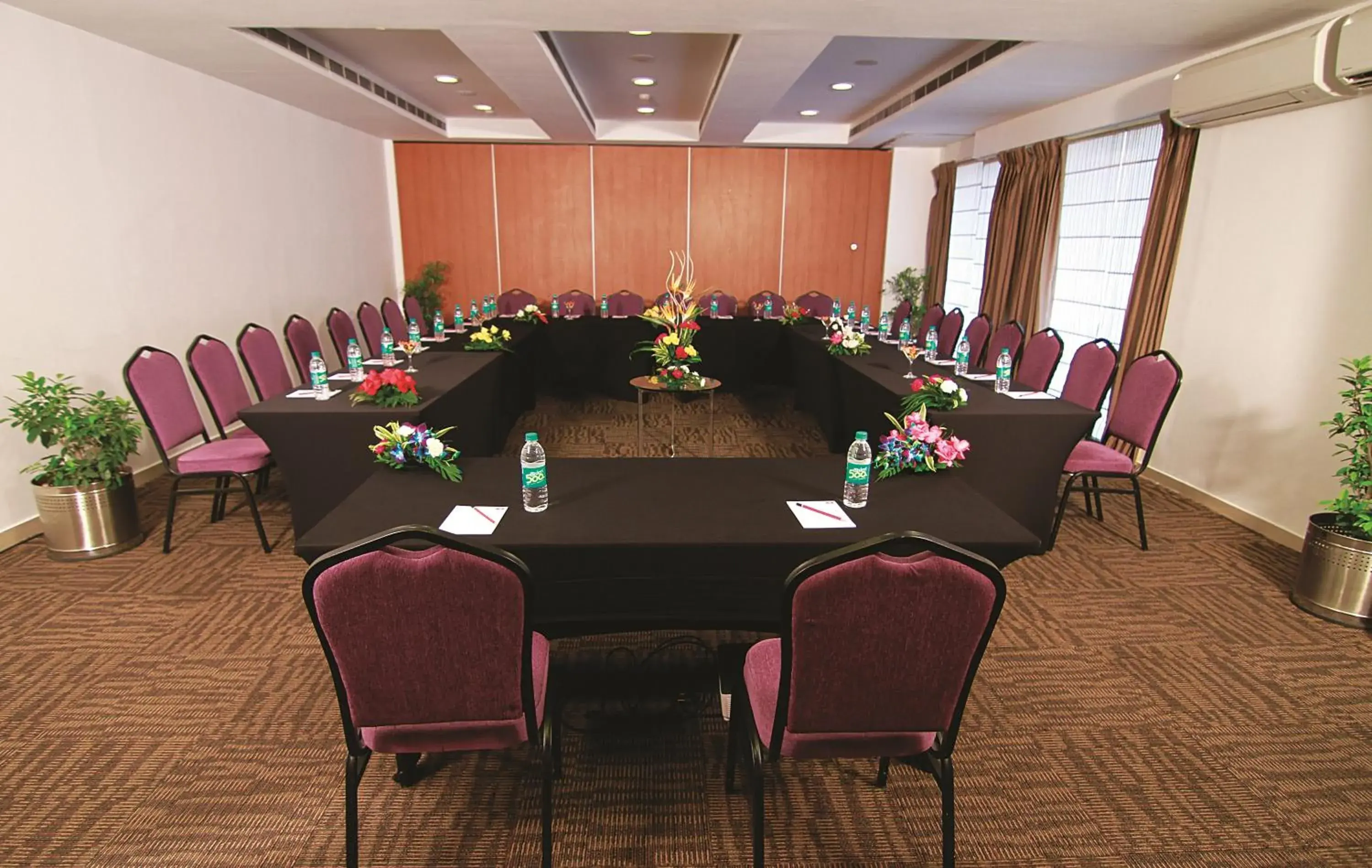 Banquet/Function facilities in Caspia Hotel New Delhi