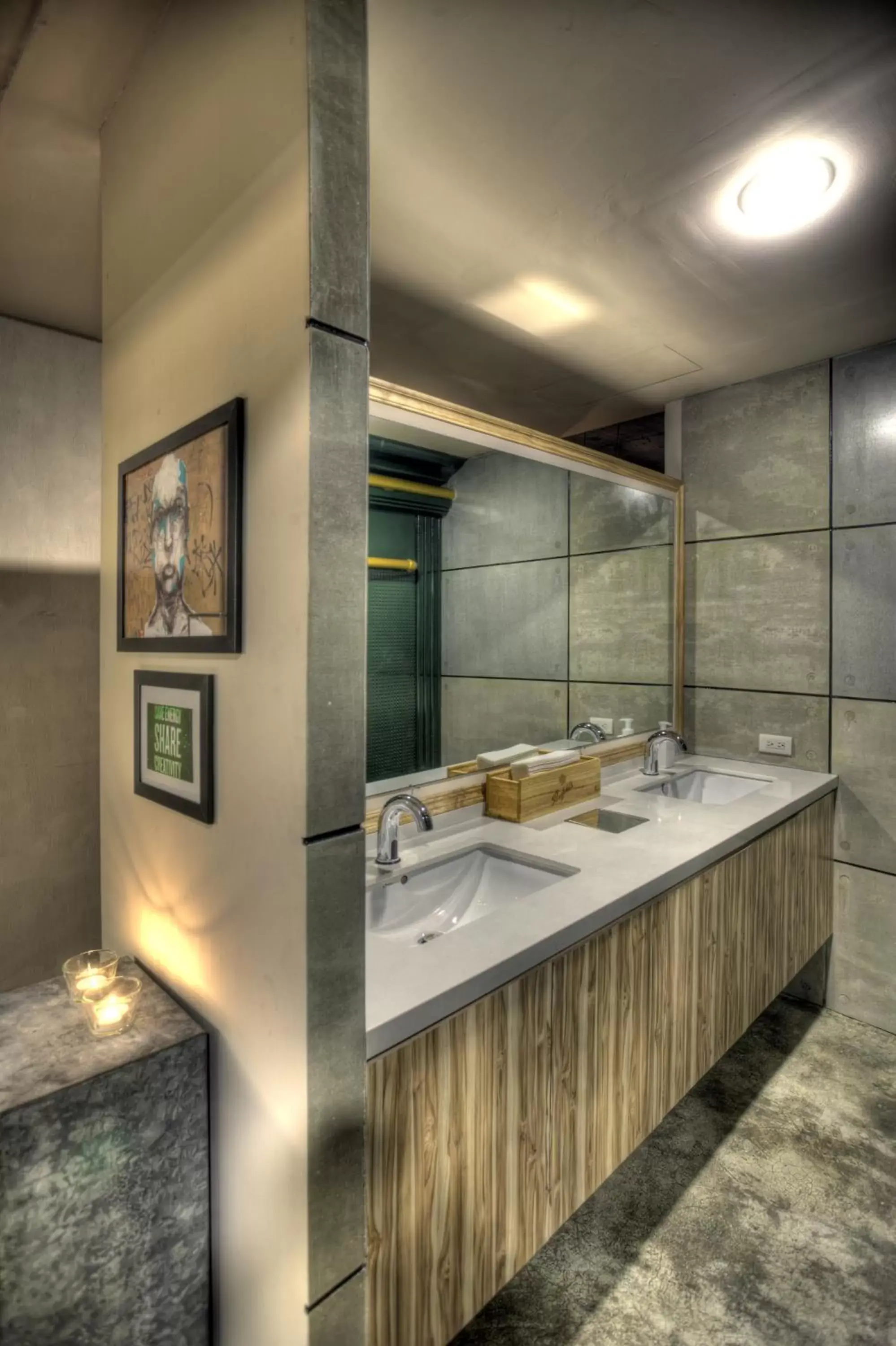 Bathroom in SWIIO Hotel Ximending