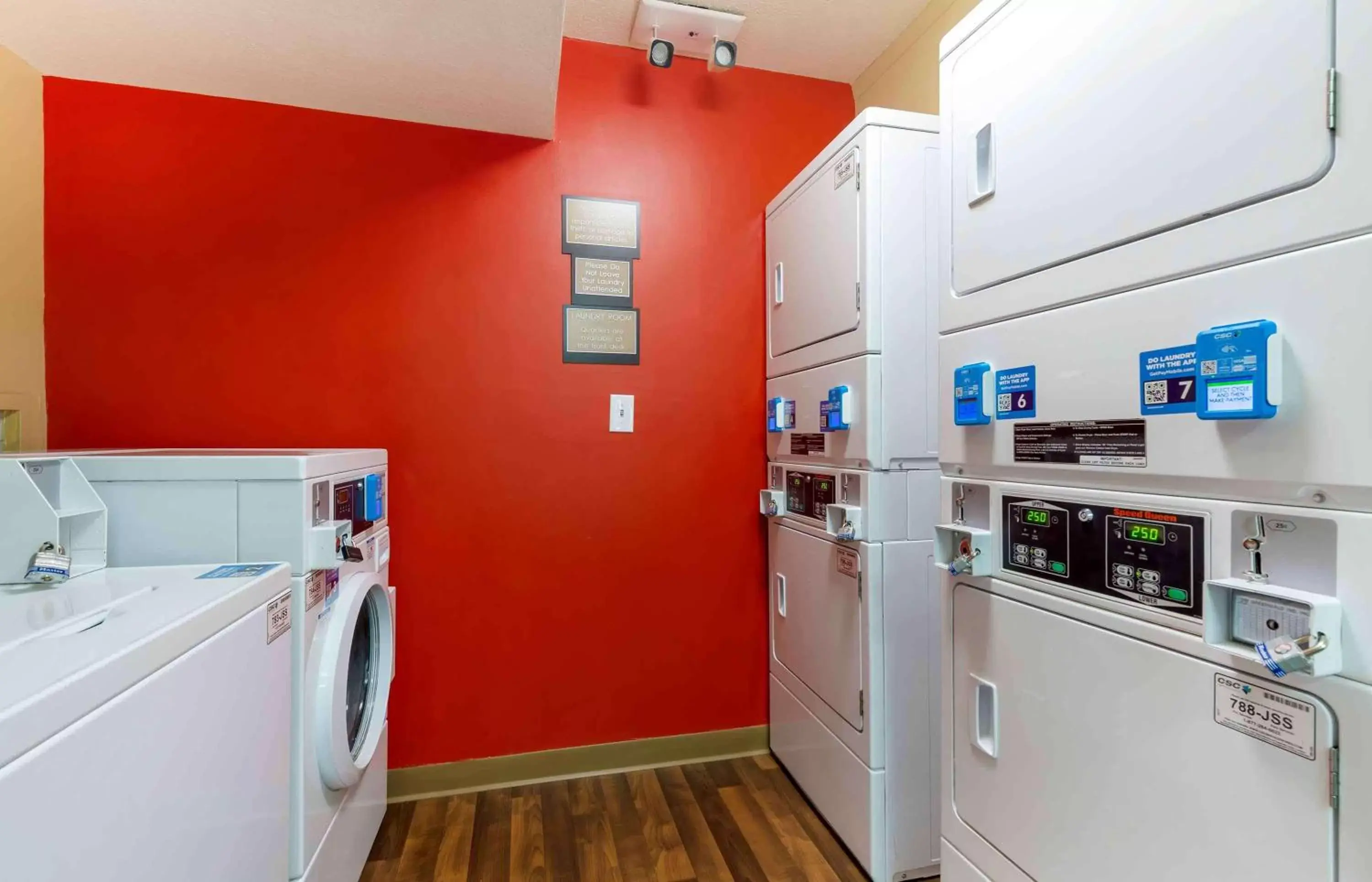 Property building, Kitchen/Kitchenette in Extended Stay America Suites - Washington, DC - Fairfax