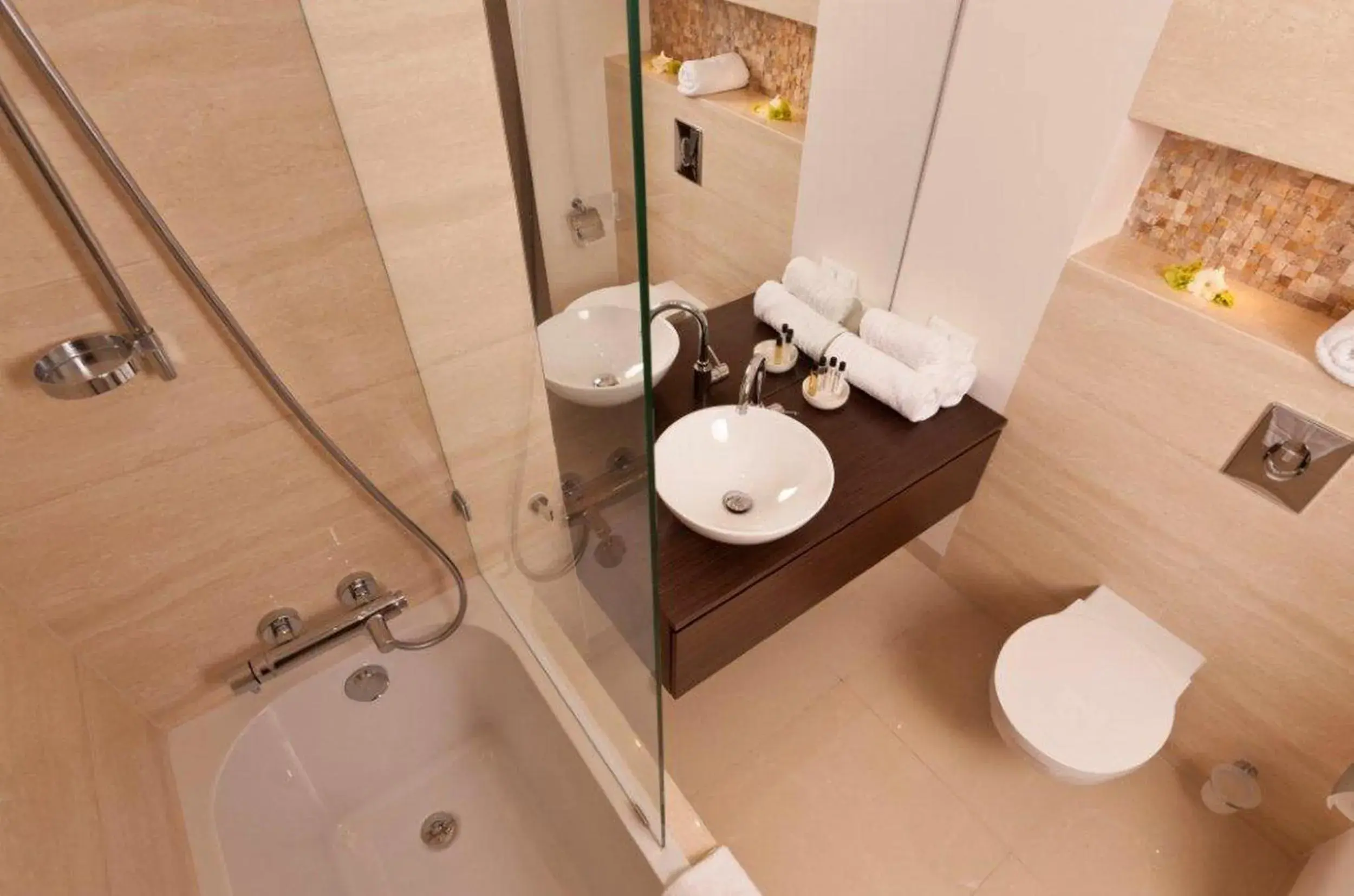 Bathroom in Platinum Residence