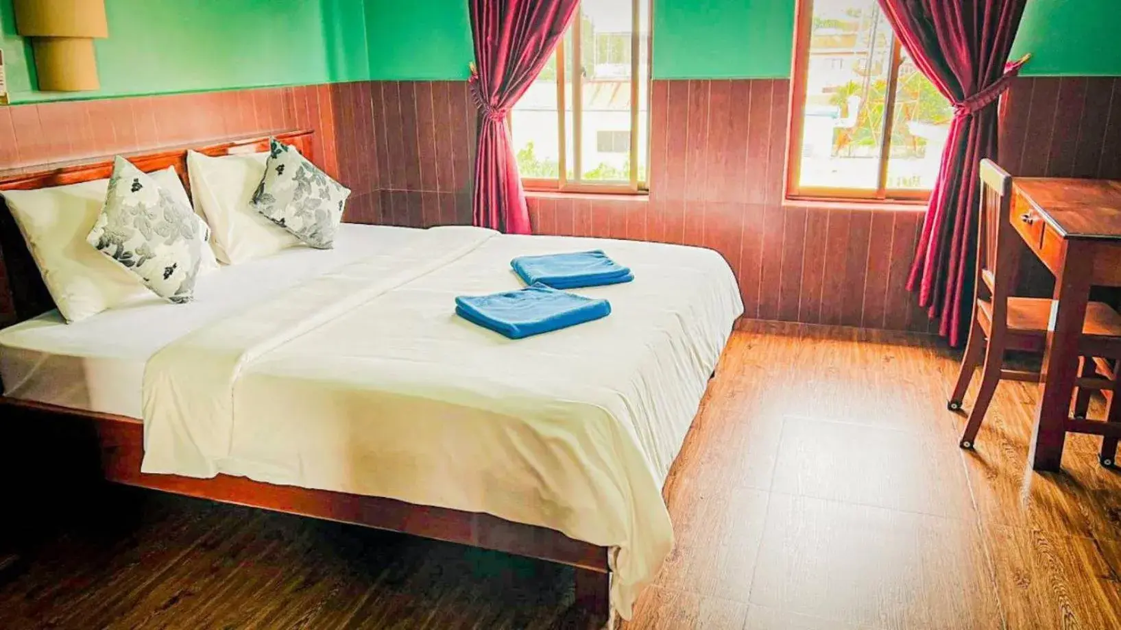 Bed in Jasmine Lodge Siem Reap