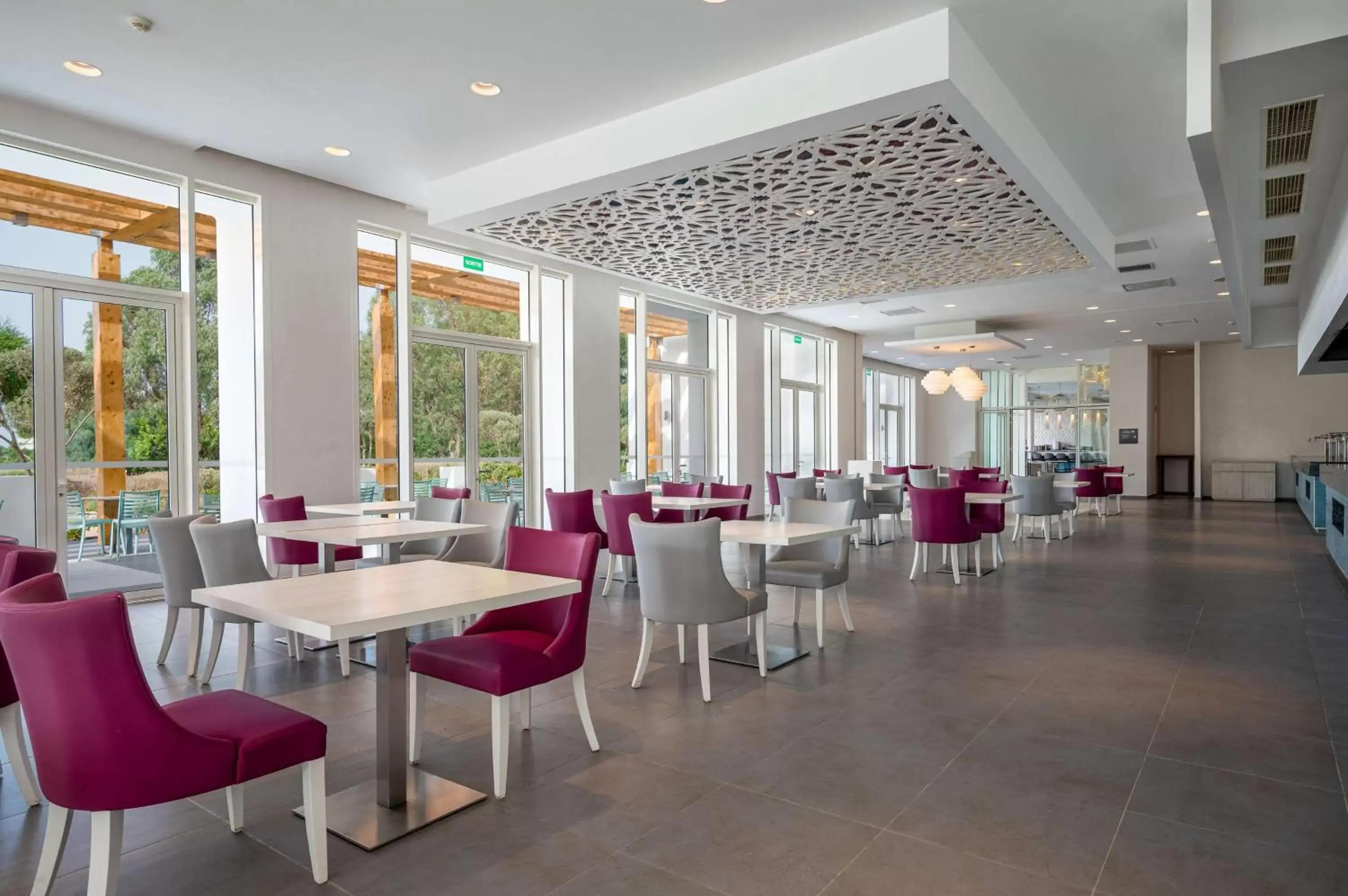 Restaurant/places to eat in Radisson Blu Resort, Saidia Garden Restaurant/places to eat in Radisson Blu Resort, Saidia Garden