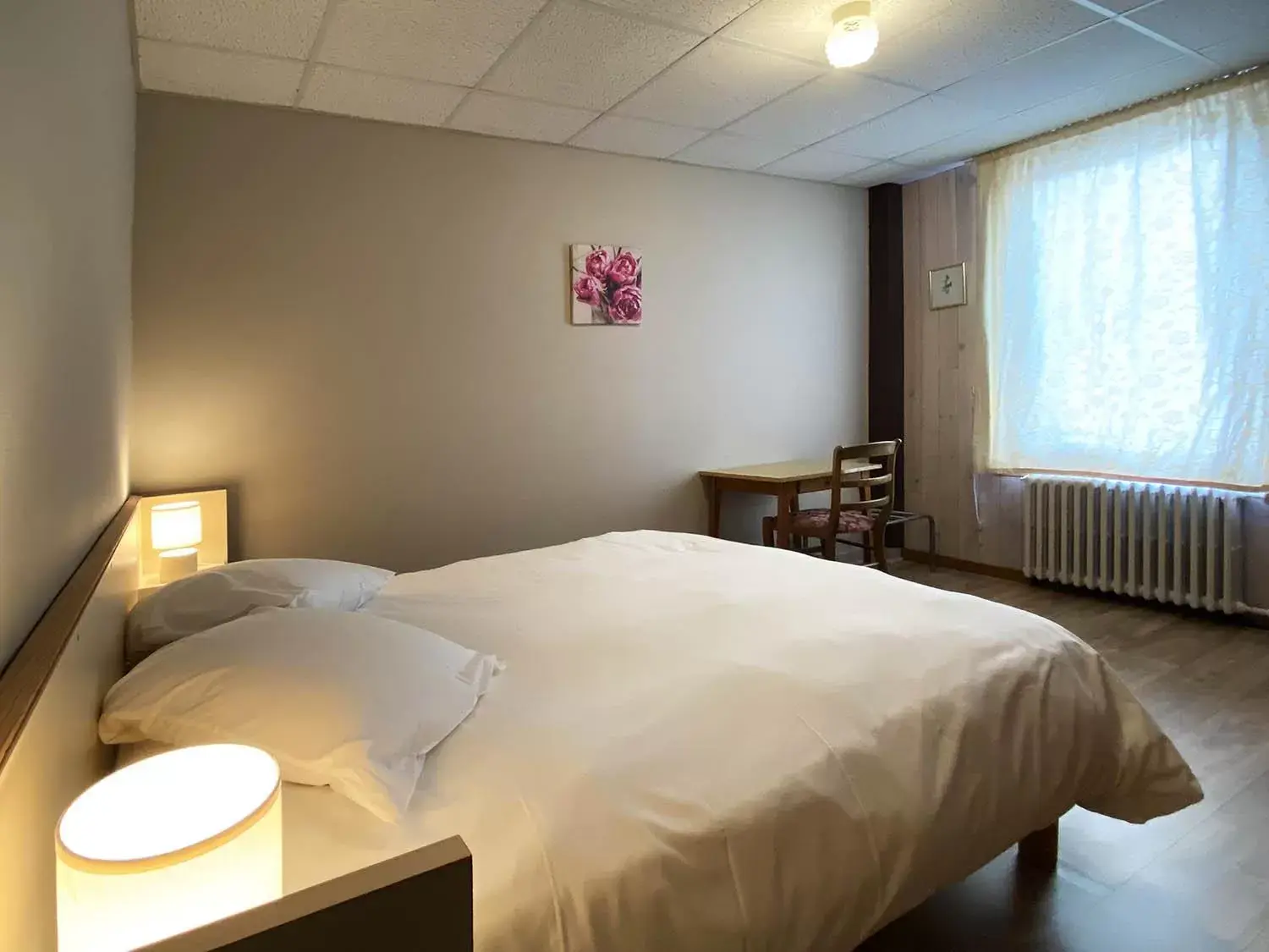 Bedroom, Bed in Hôtel l'Annexe
