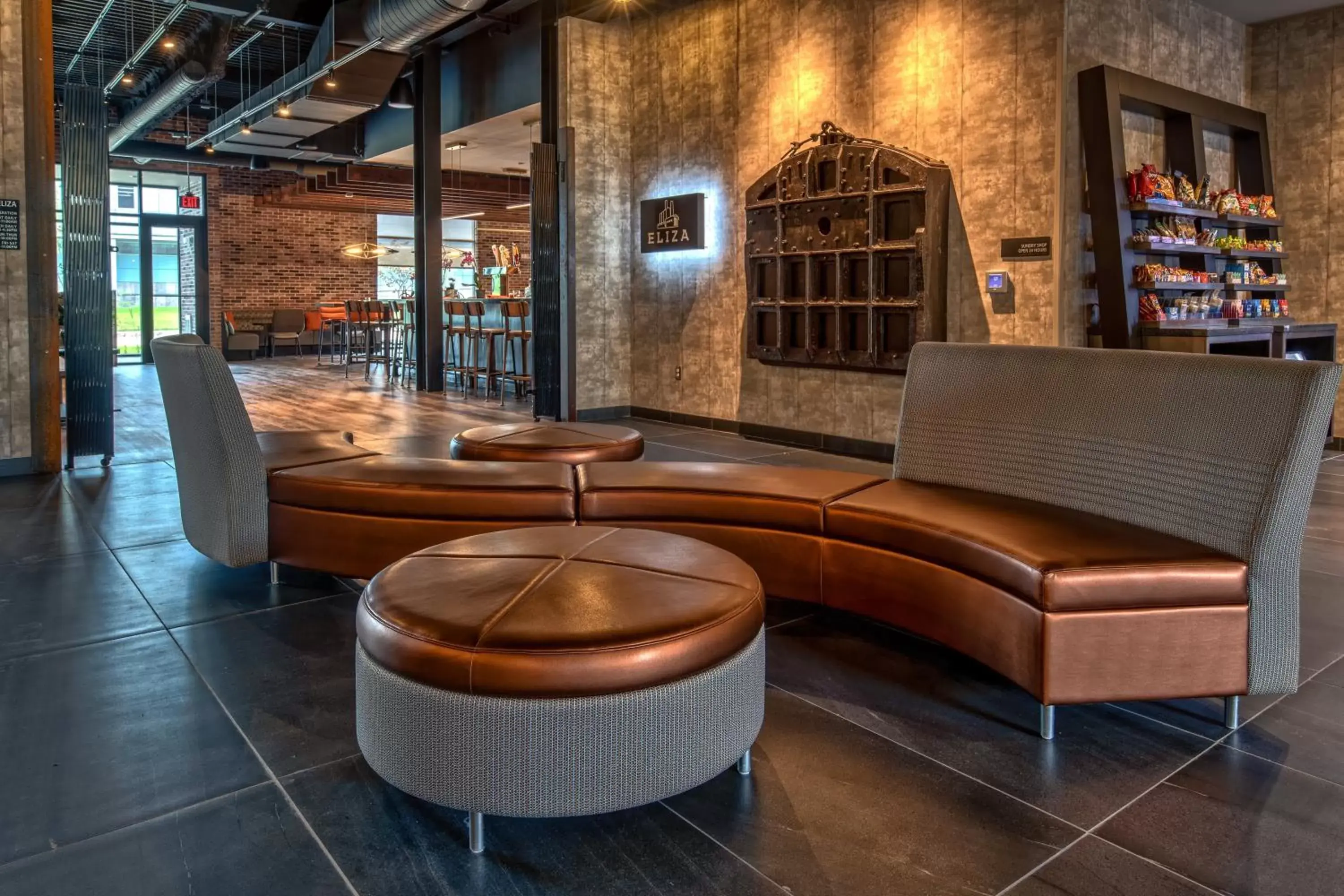 Property building in Hotel Indigo Pittsburgh University - Oakland by IHG Property building in Hotel Indigo Pittsburgh University - Oakland by IHG