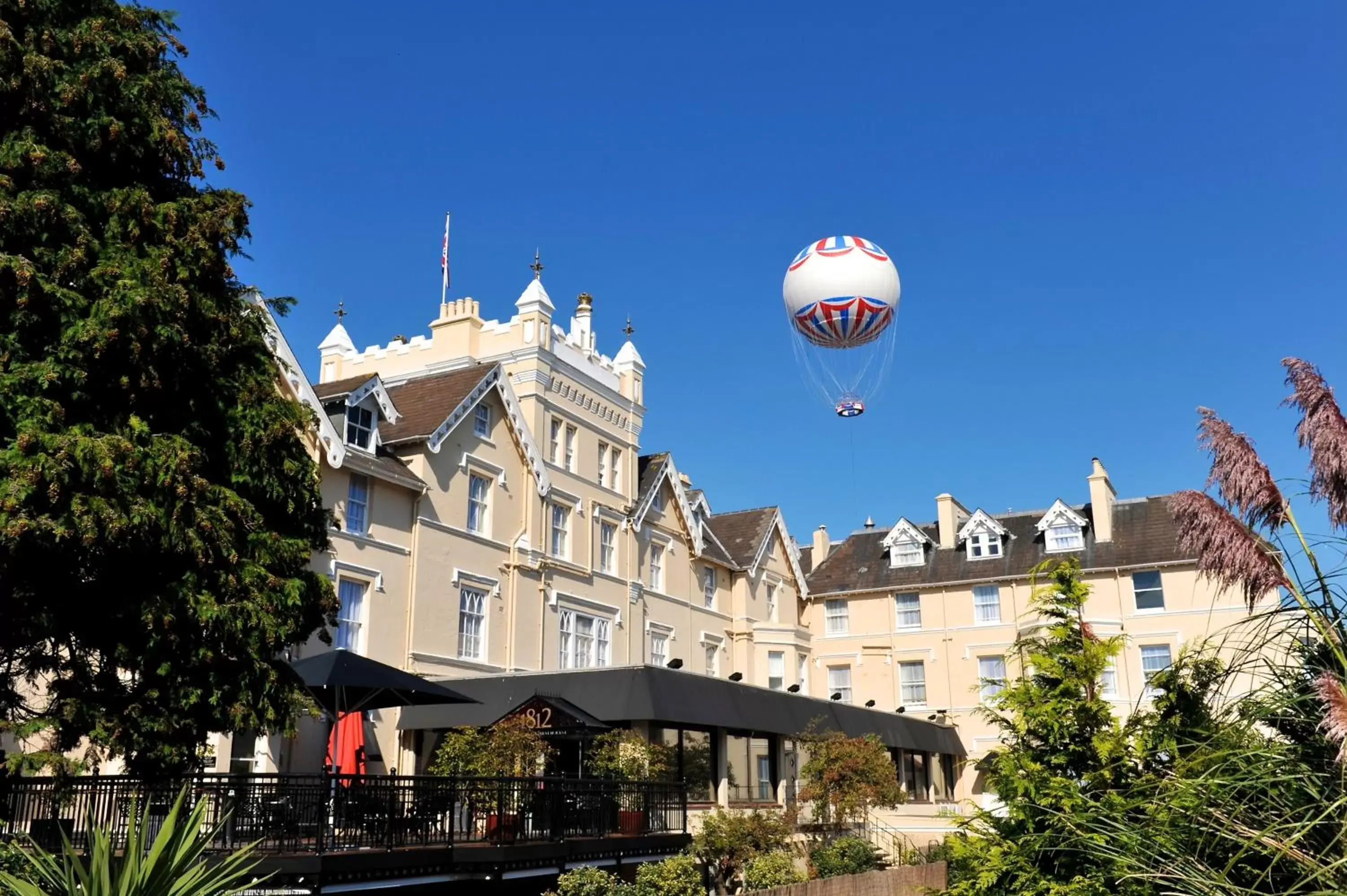 Facade/entrance in Royal Exeter Hotel