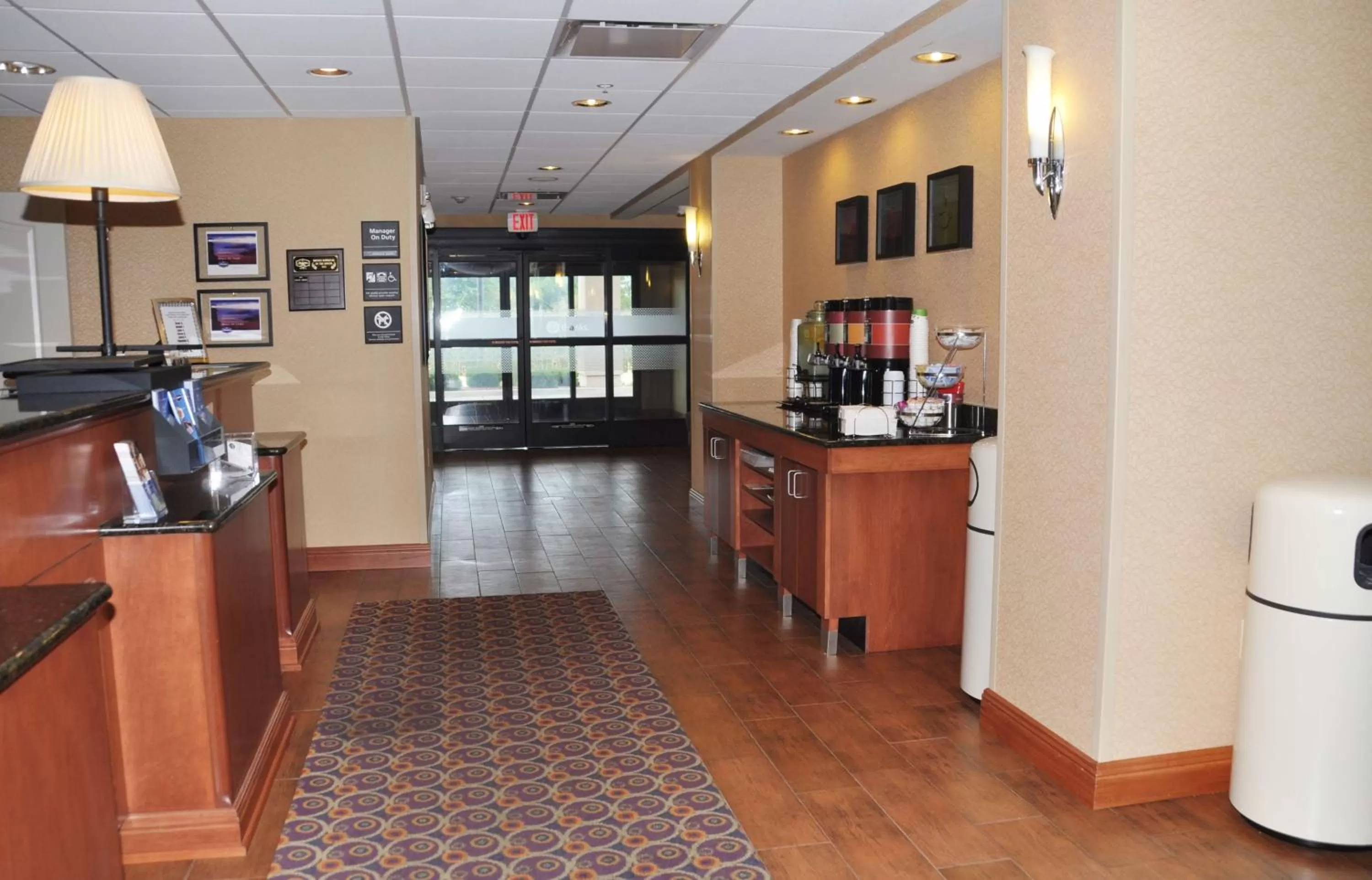 Lobby or reception in Hampton Inn Macomb