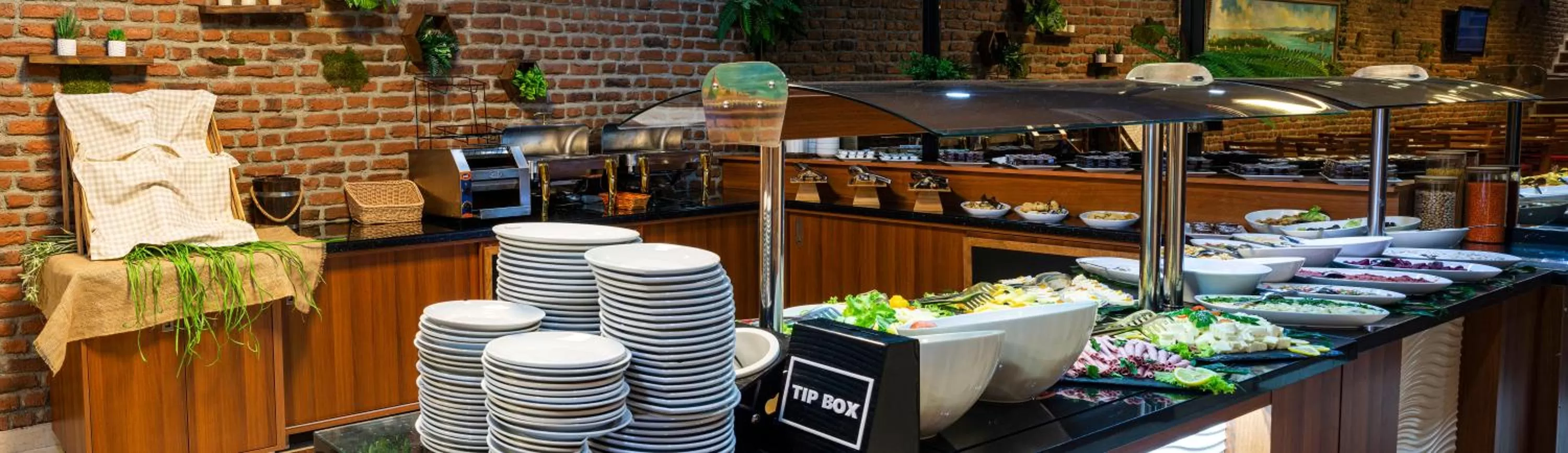 Restaurant/places to eat in Aprilis Hotel - Special Category