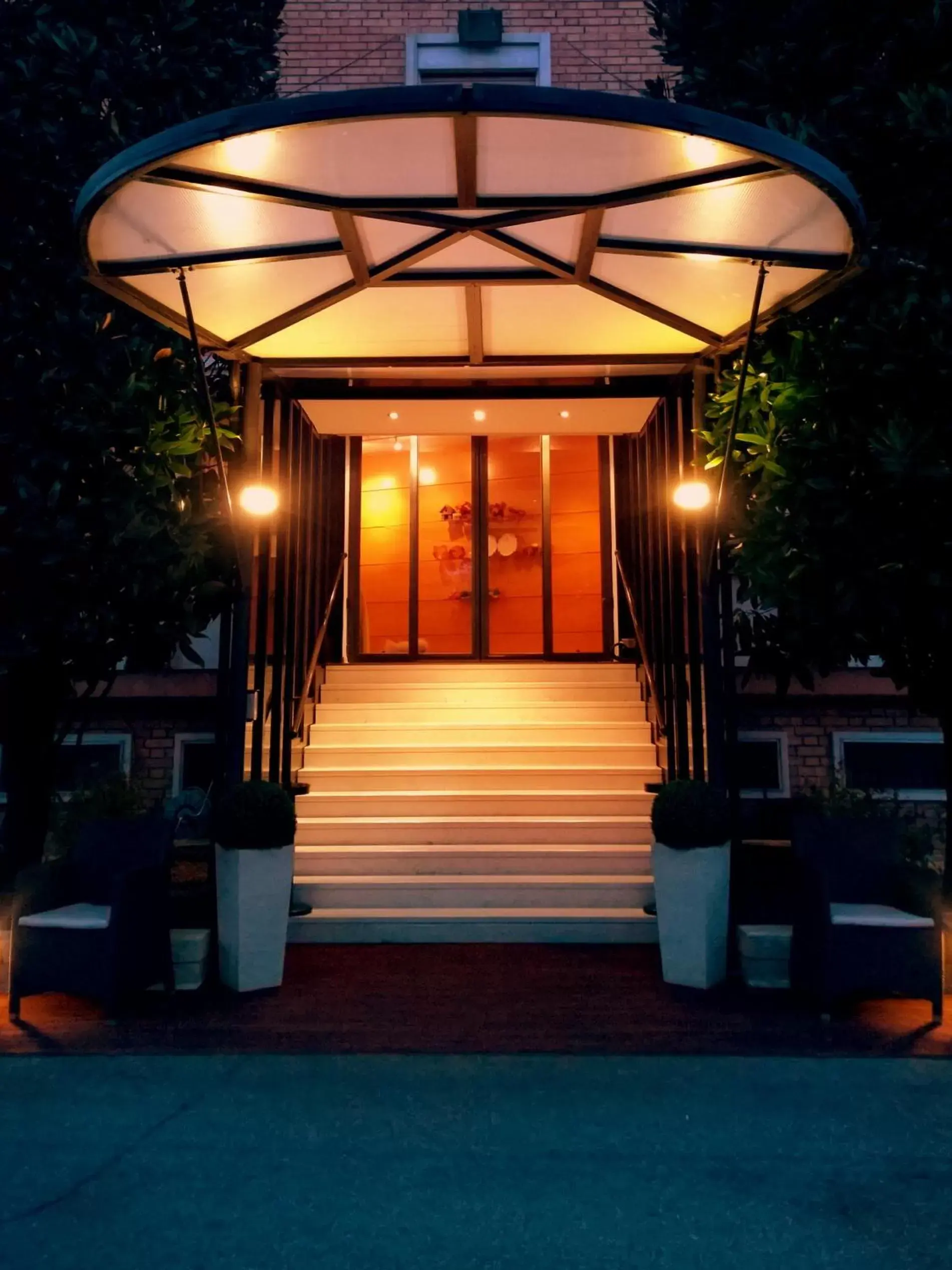 Facade/entrance in Hotel Globo