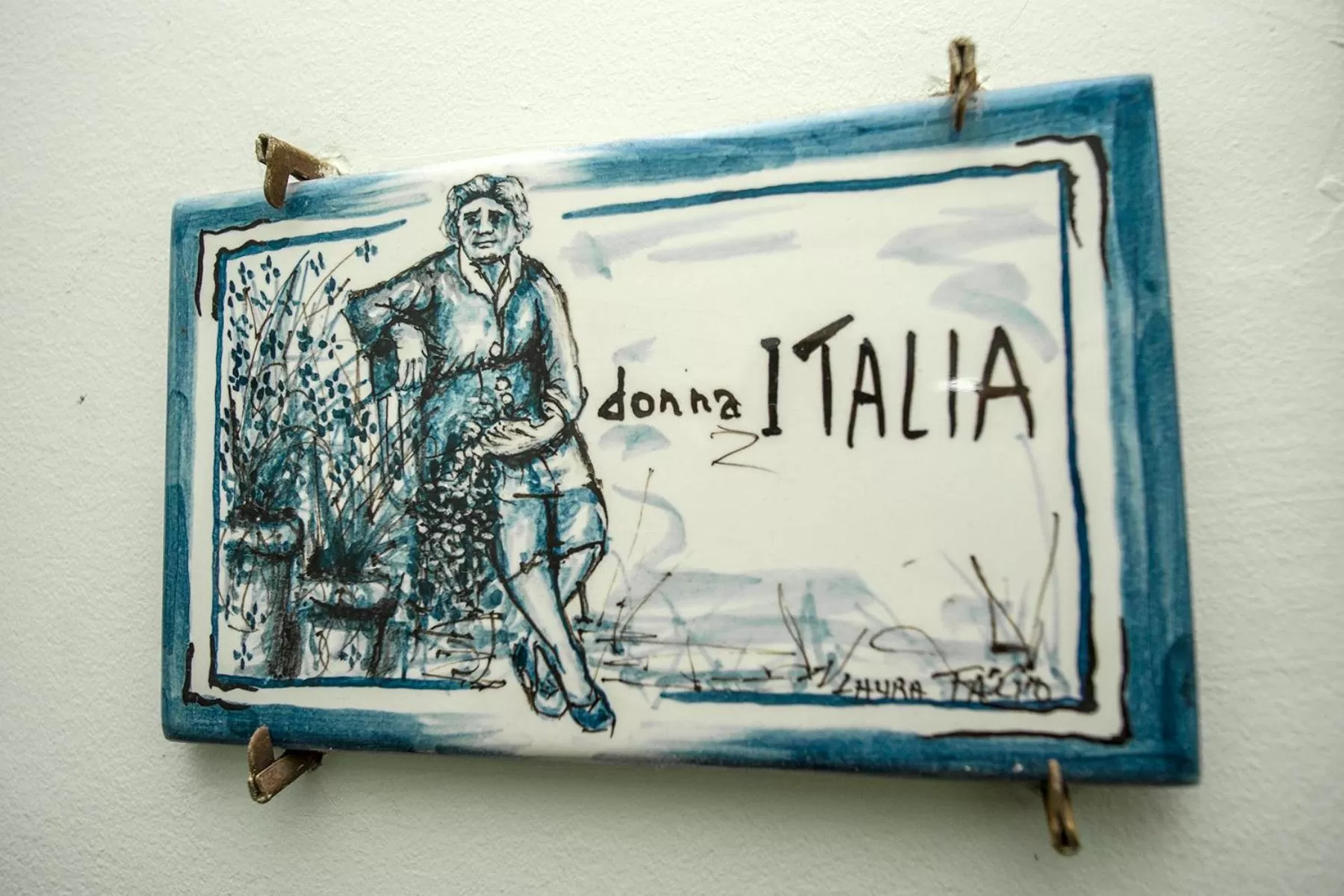 Logo/Certificate/Sign in Bed and Relax-Il Maniero