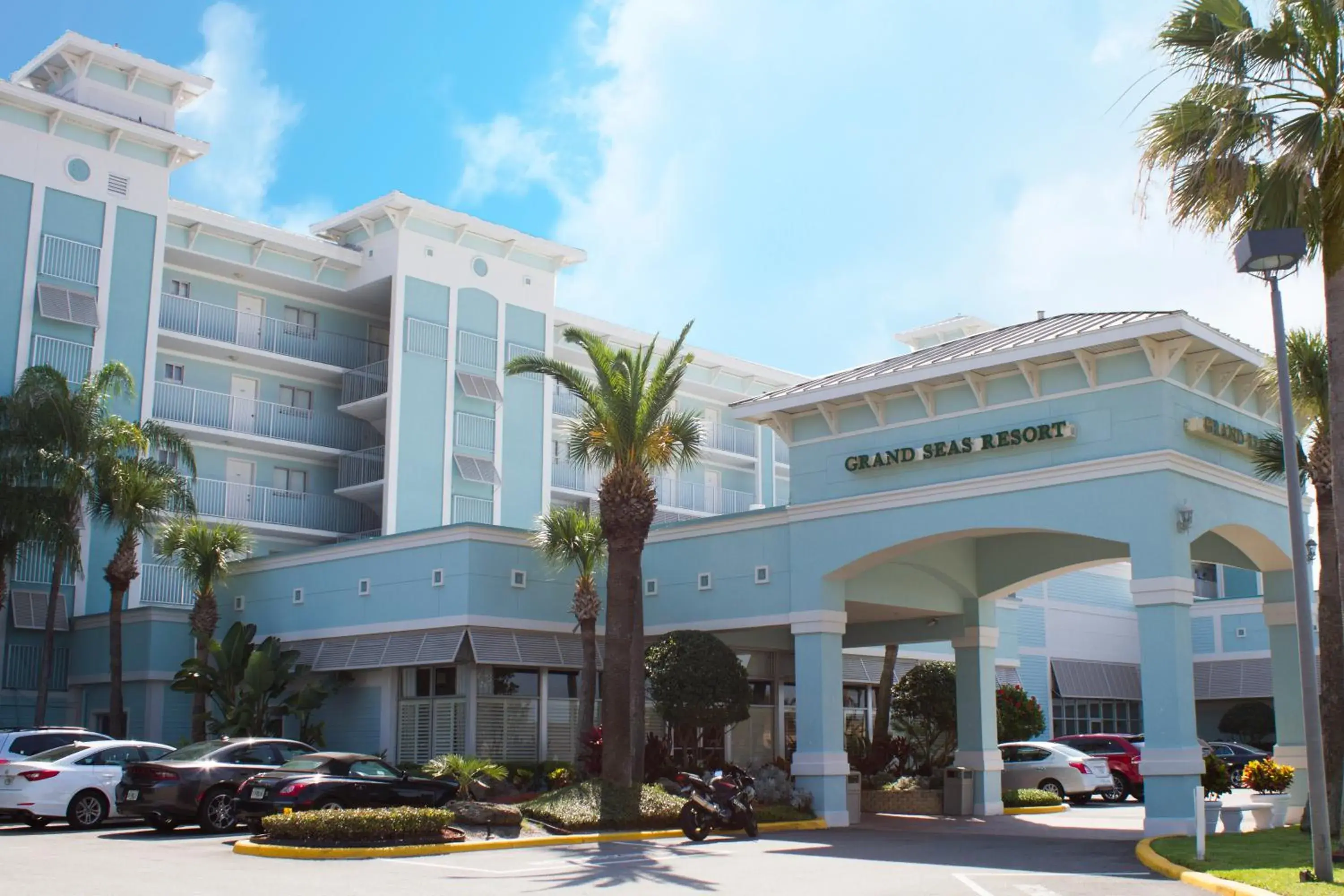Facade/entrance, Property Building in Grand Seas by Exploria Resorts
