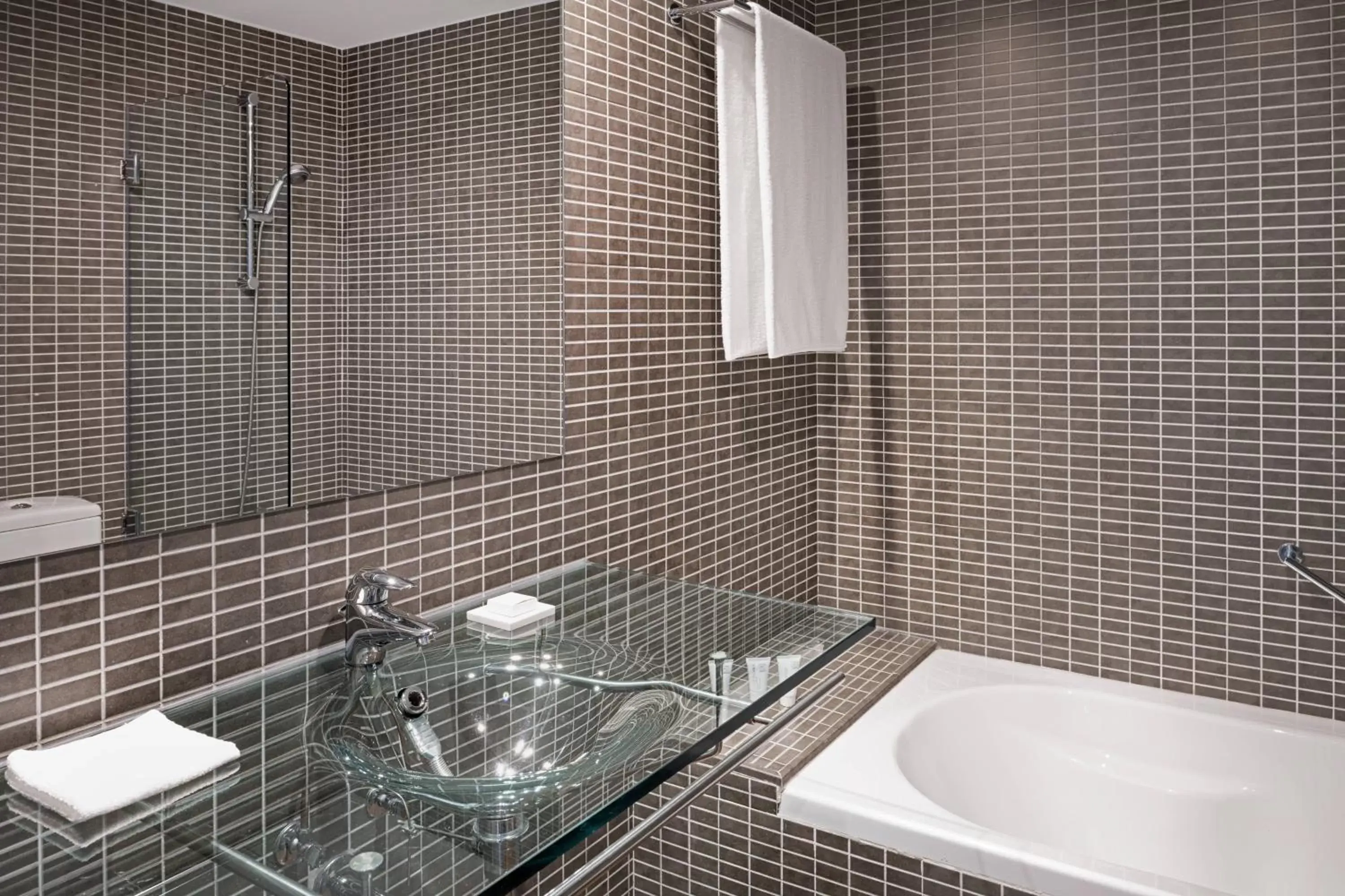 Bathroom in AC Hotel Algeciras by Marriott