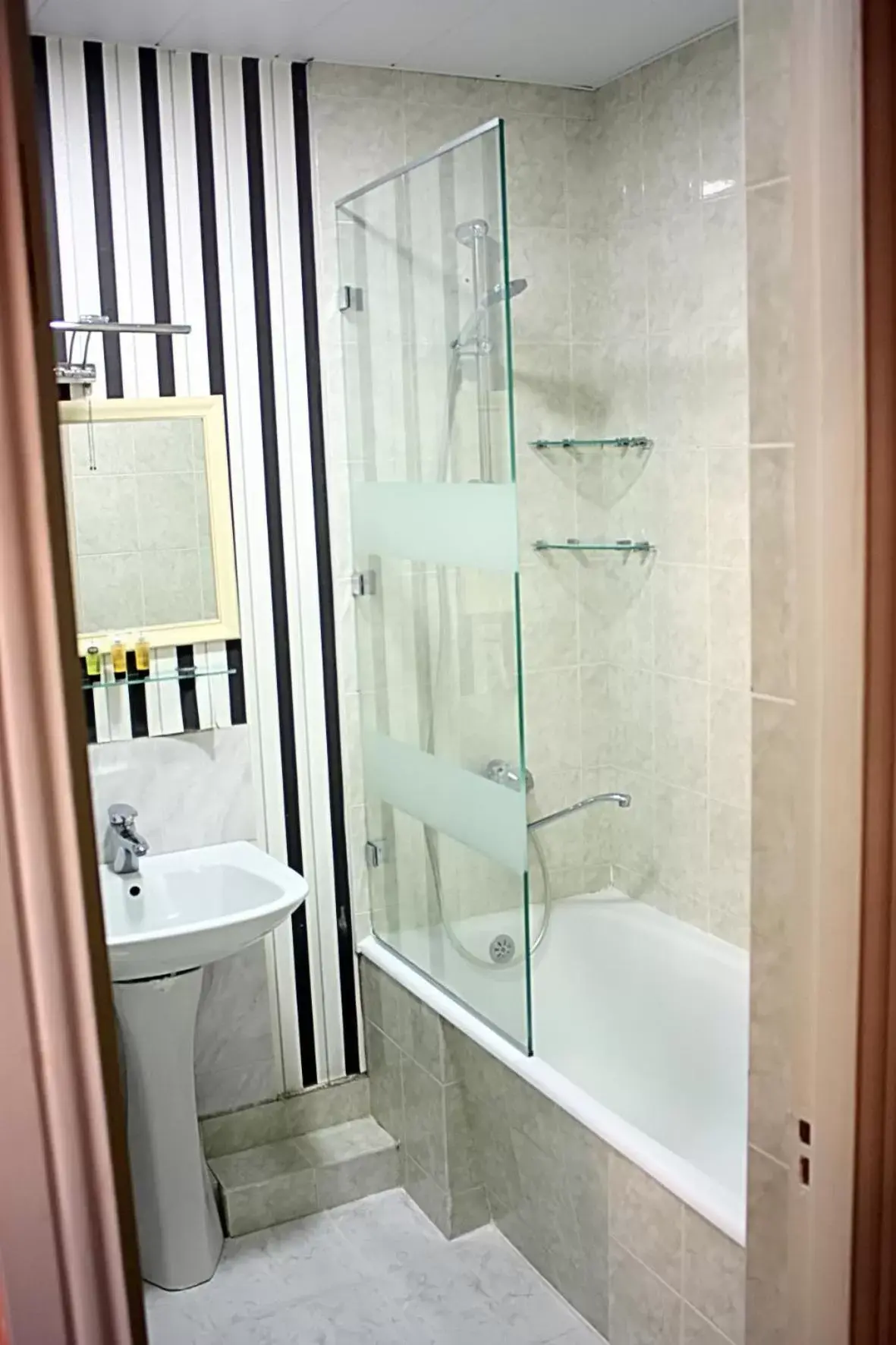 Double or Twin Room in Demi Hotel Double or Twin Room in Demi Hotel