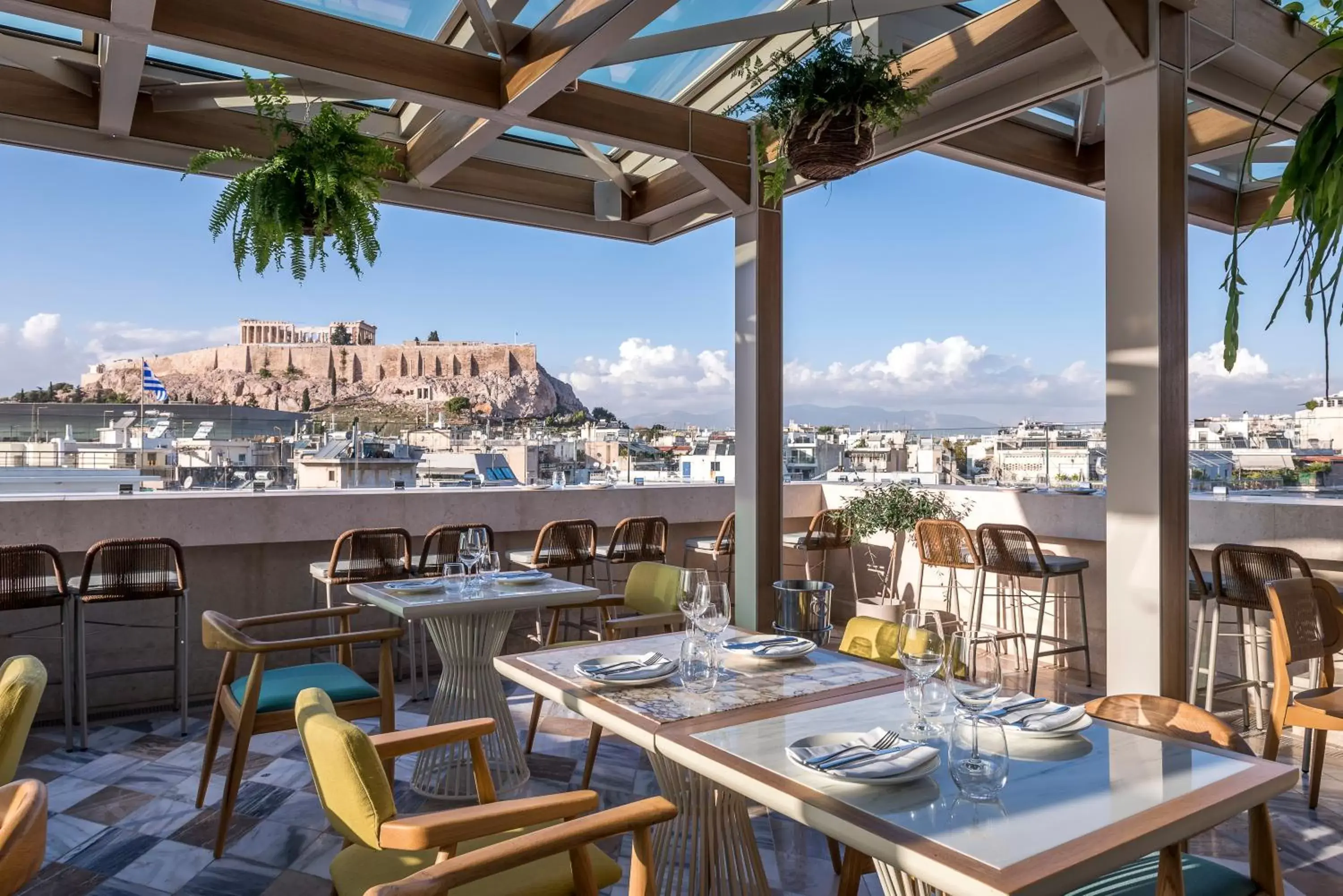 Nearby landmark, Restaurant/Places to Eat in Niche Hotel Athens