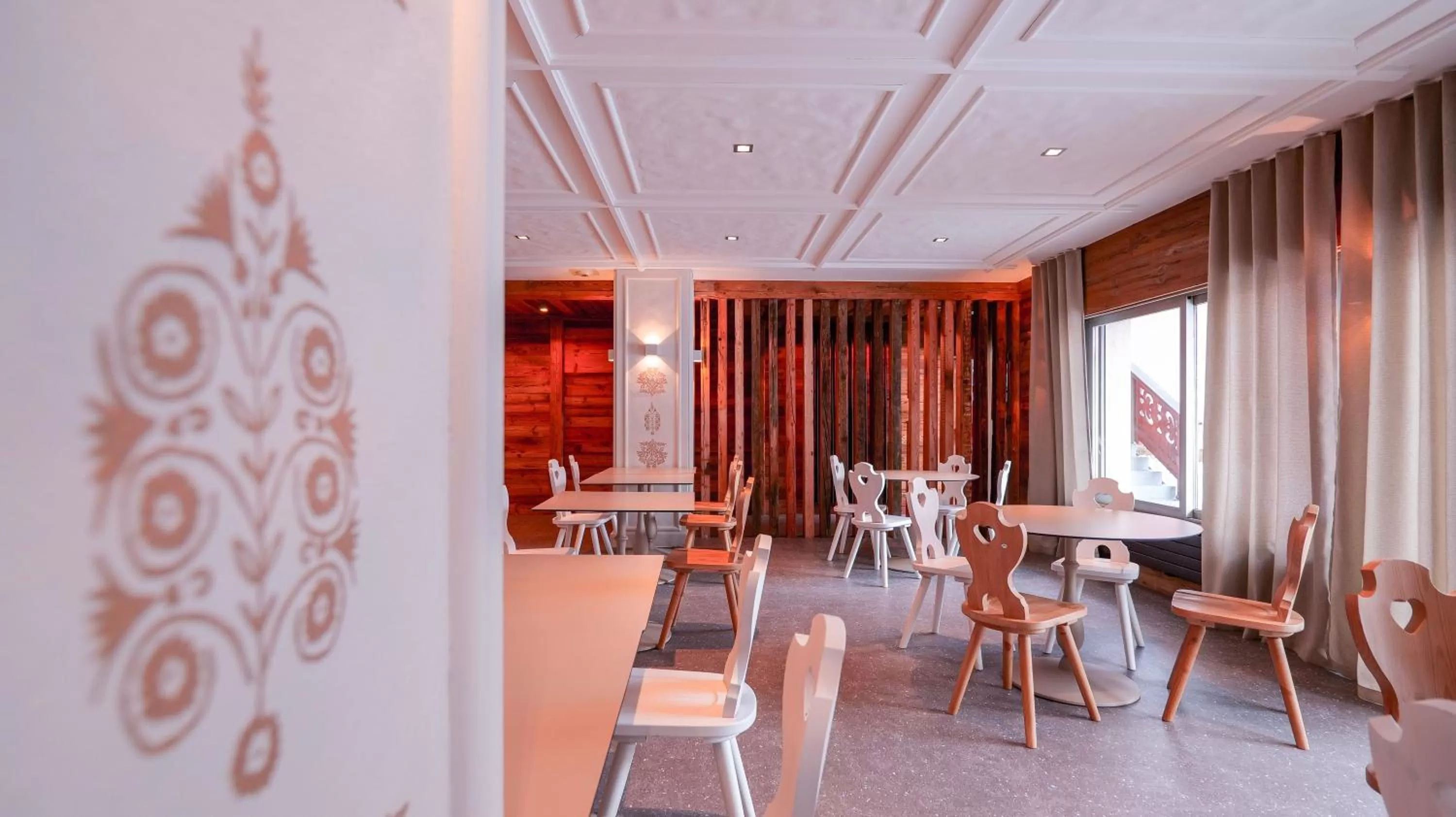 Restaurant/places to eat in Hôtel des 2 Gares