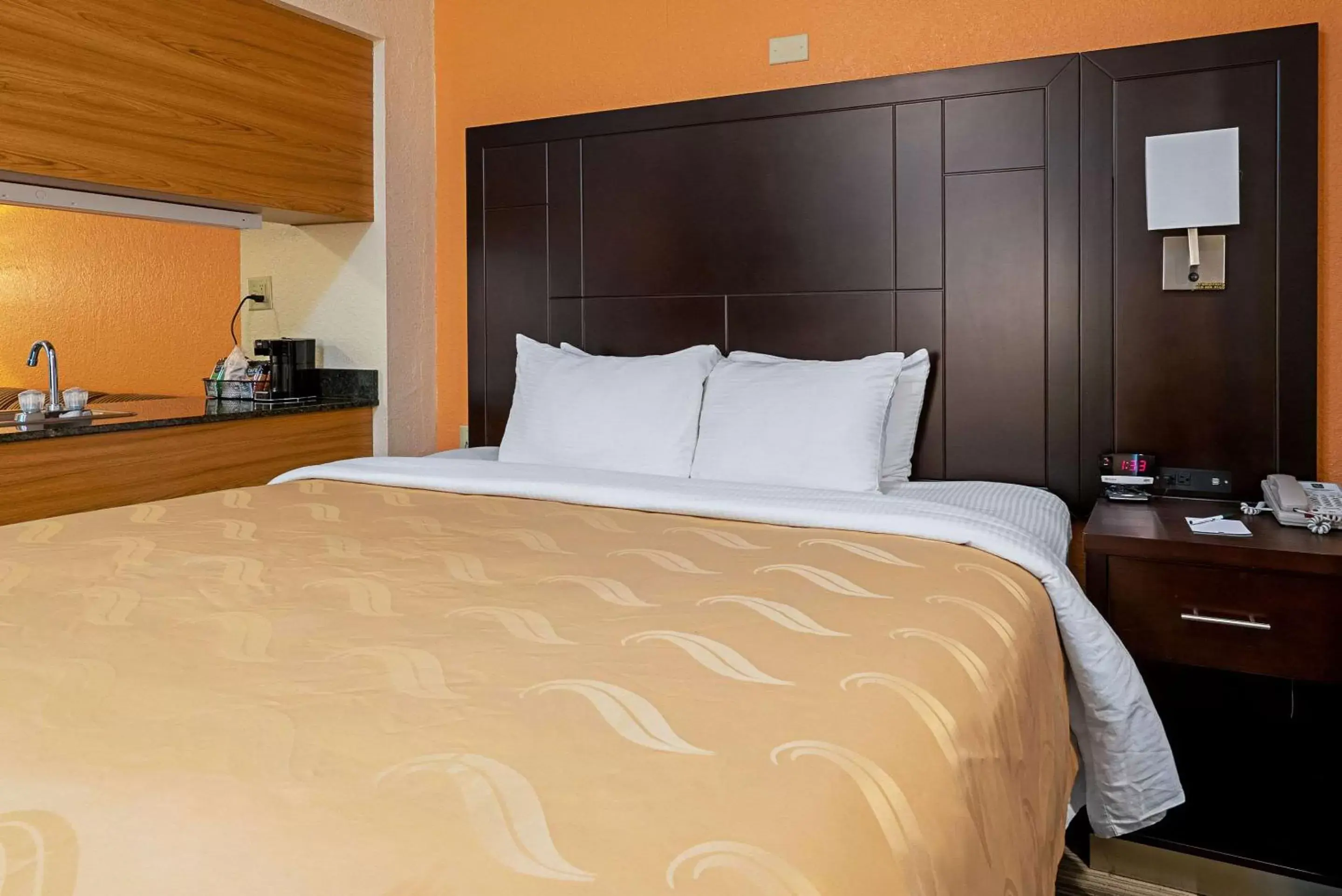 Photo of the whole room, Bed in Quality Inn & Suites Robbinsville Photo of the whole room, Bed in Quality Inn & Suites Robbinsville