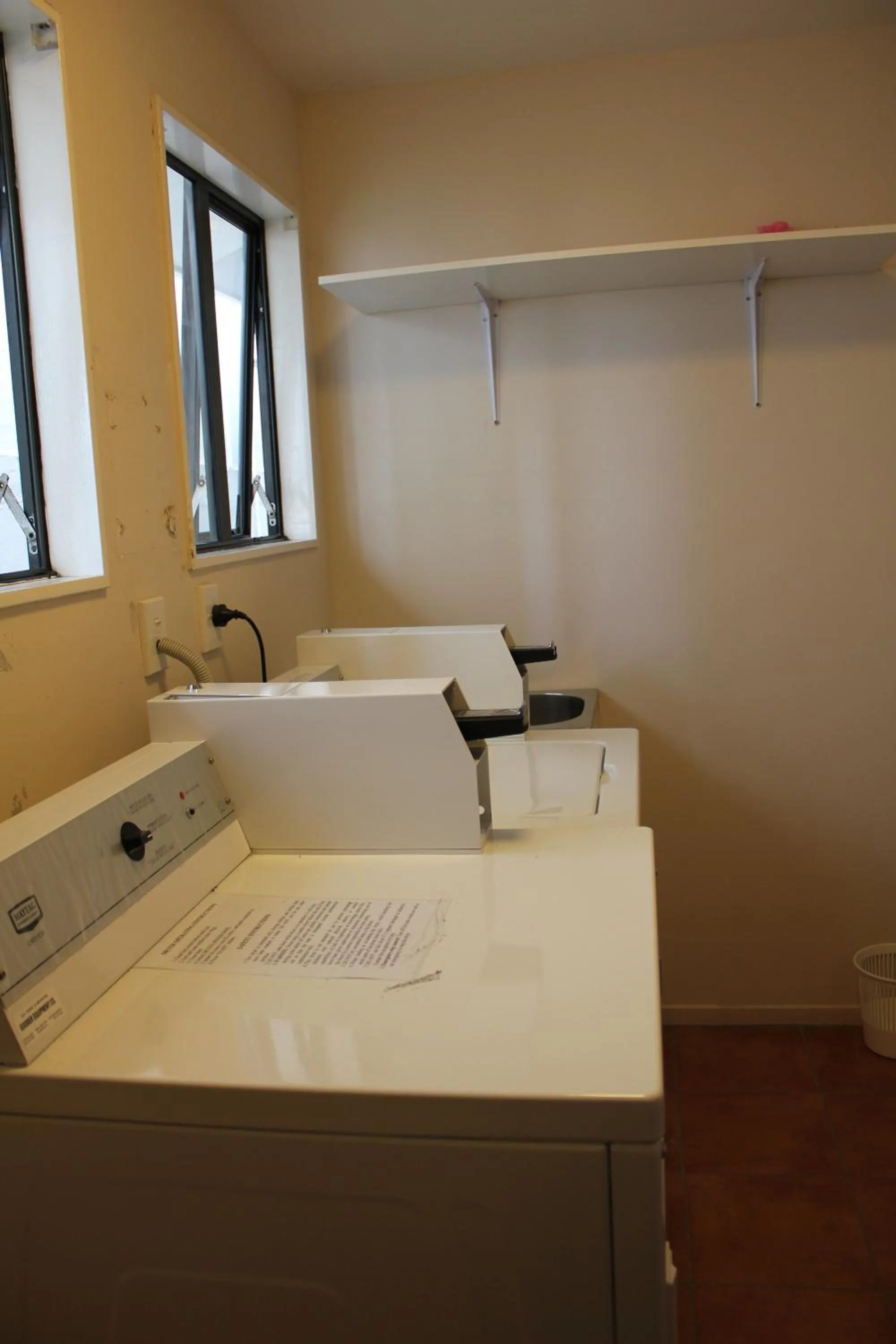 Area and facilities in Halswell Lodge