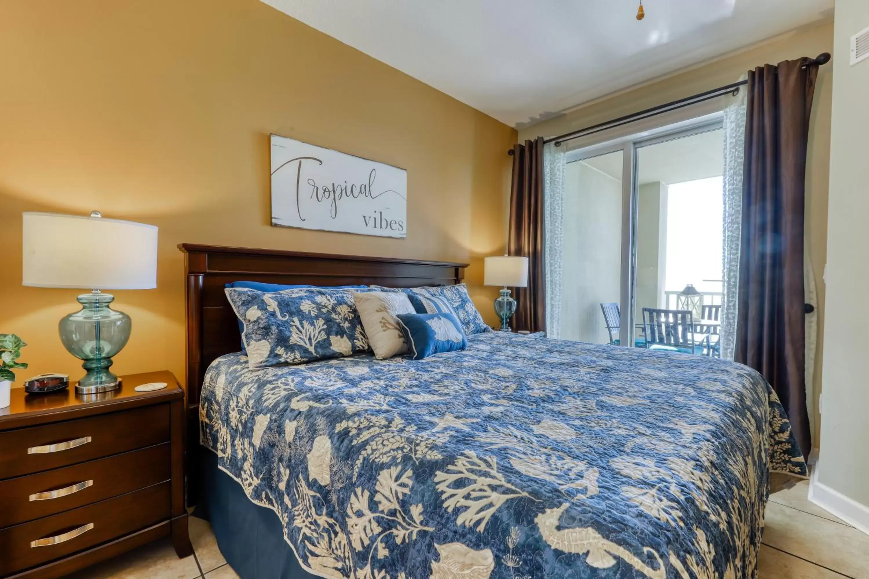 Bed in Grand Panama Beach Resort #T1-1402