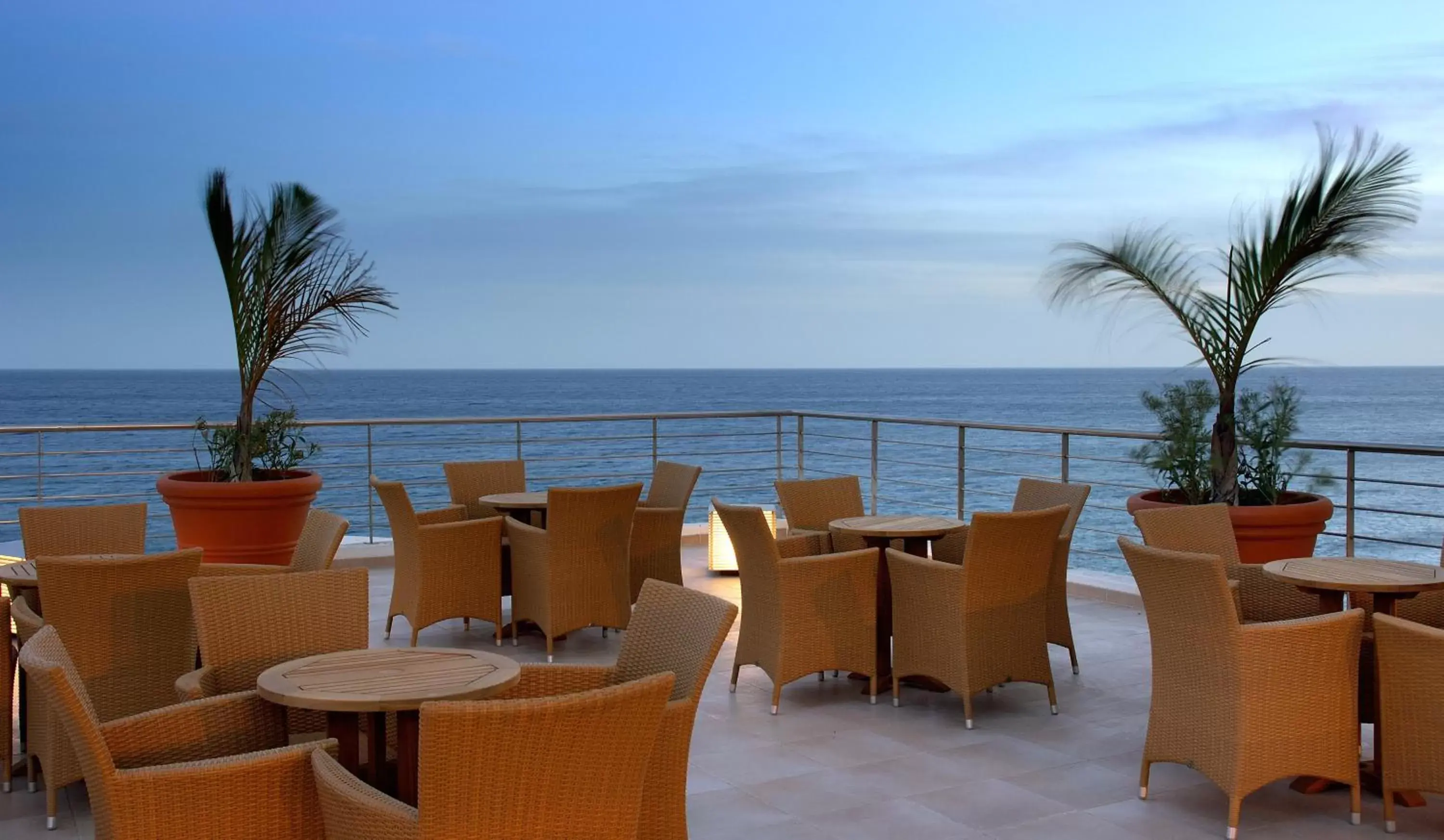 Balcony/Terrace, Restaurant/Places to Eat in Vincci Tenerife Golf