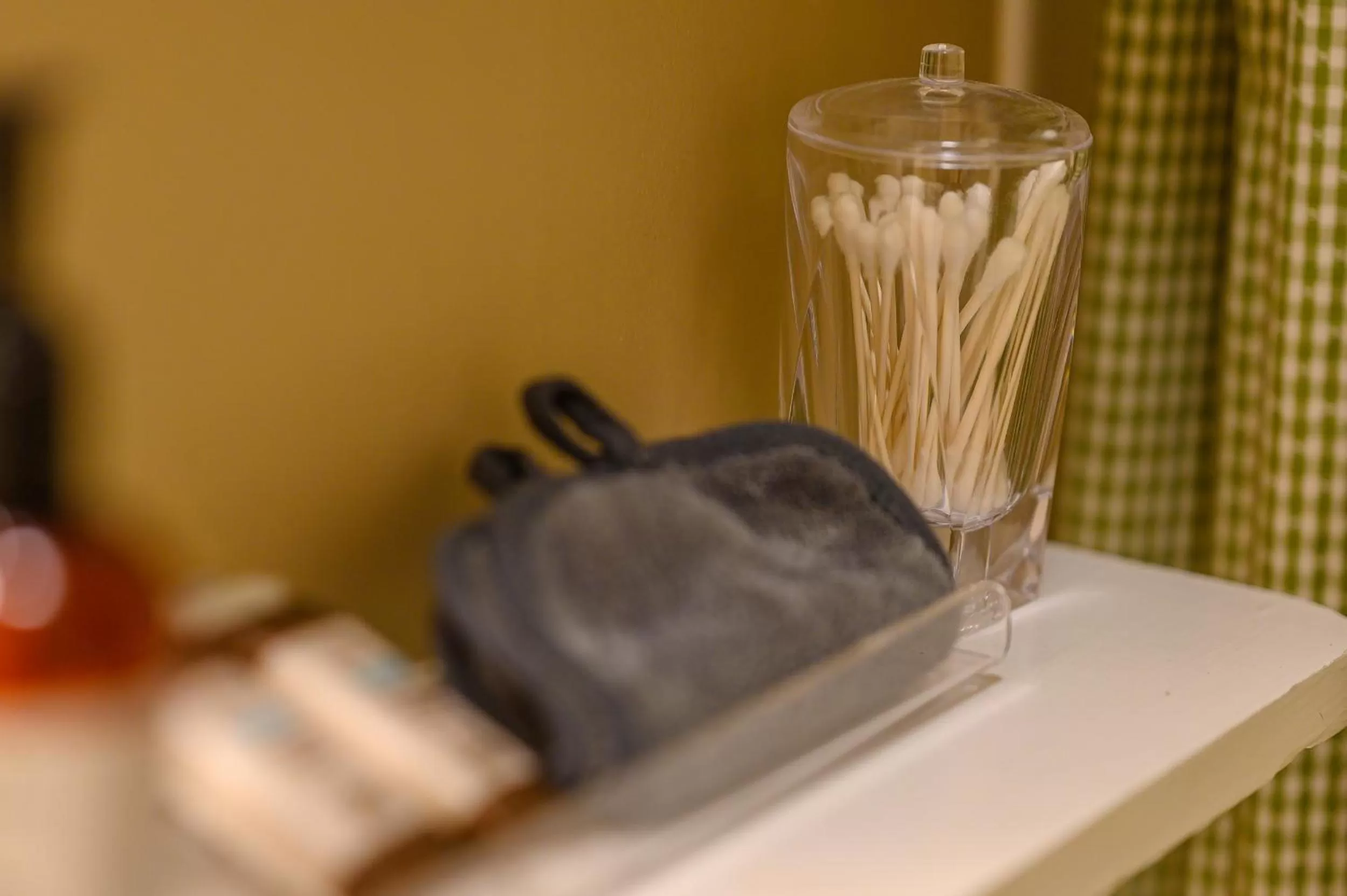 Bathroom in Brass Lantern Inn