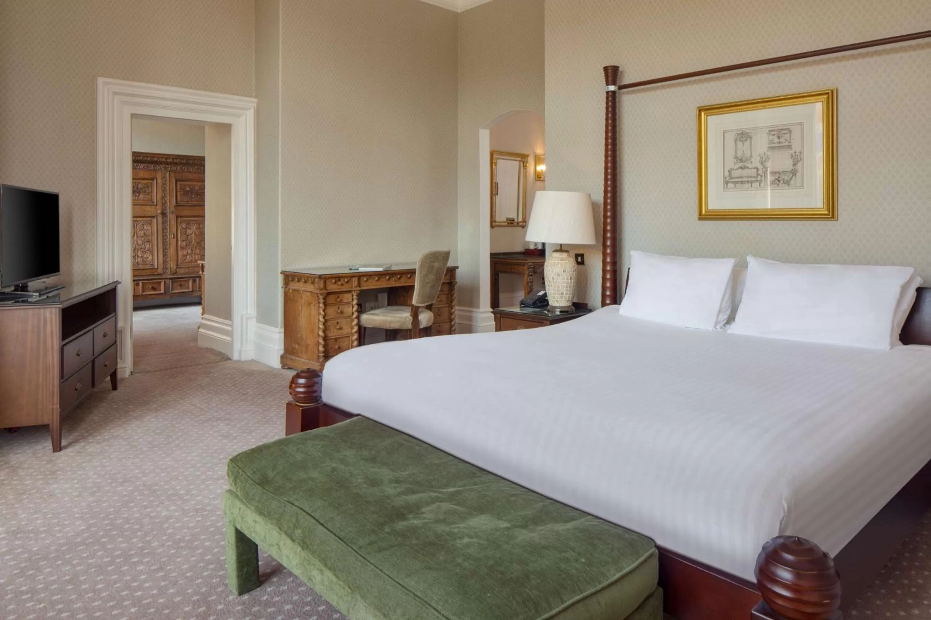 Bedroom, Bed in The Welcombe Golf & Spa Hotel