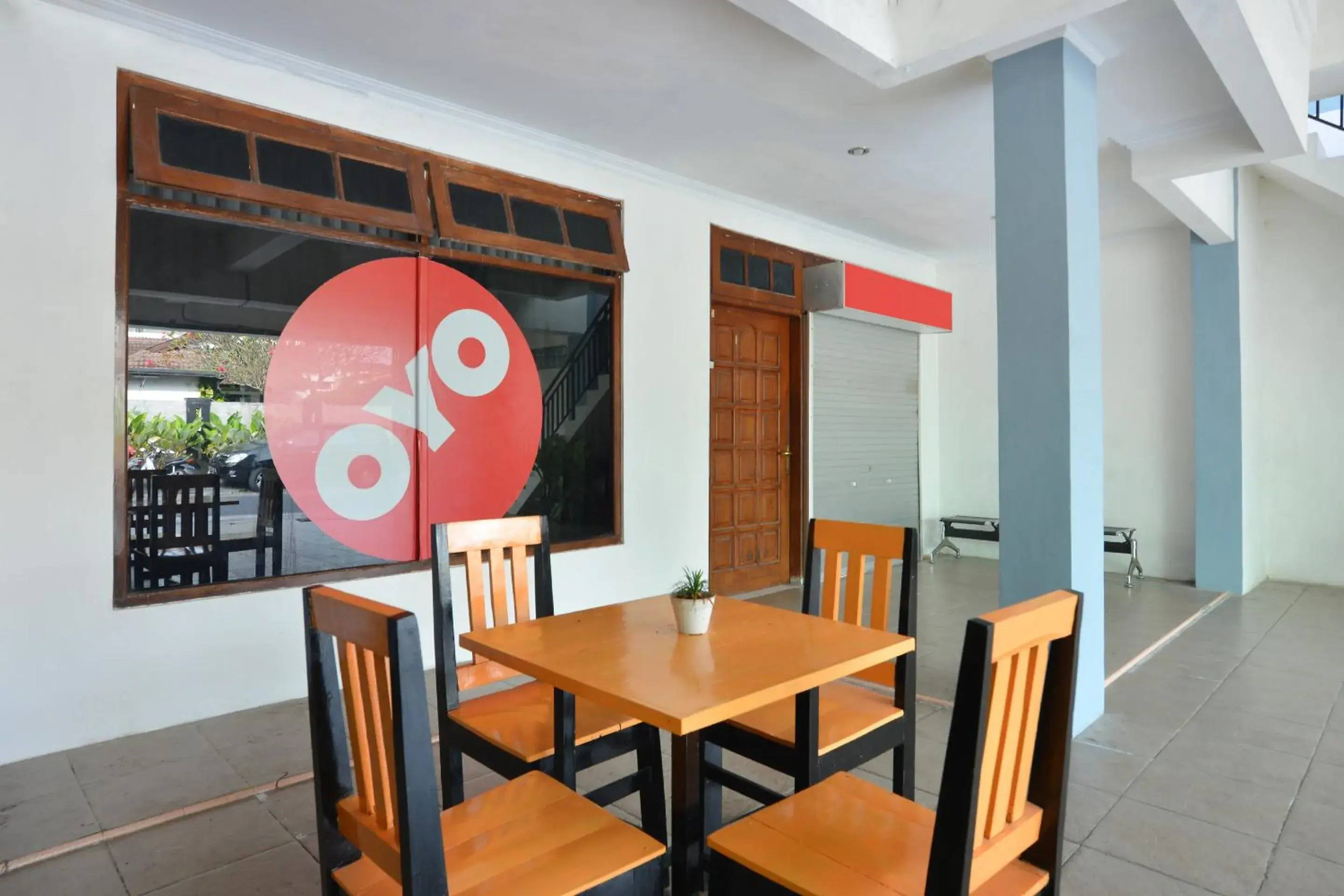 Restaurant/places to eat in OYO 745 Griya Jasmine Syariah