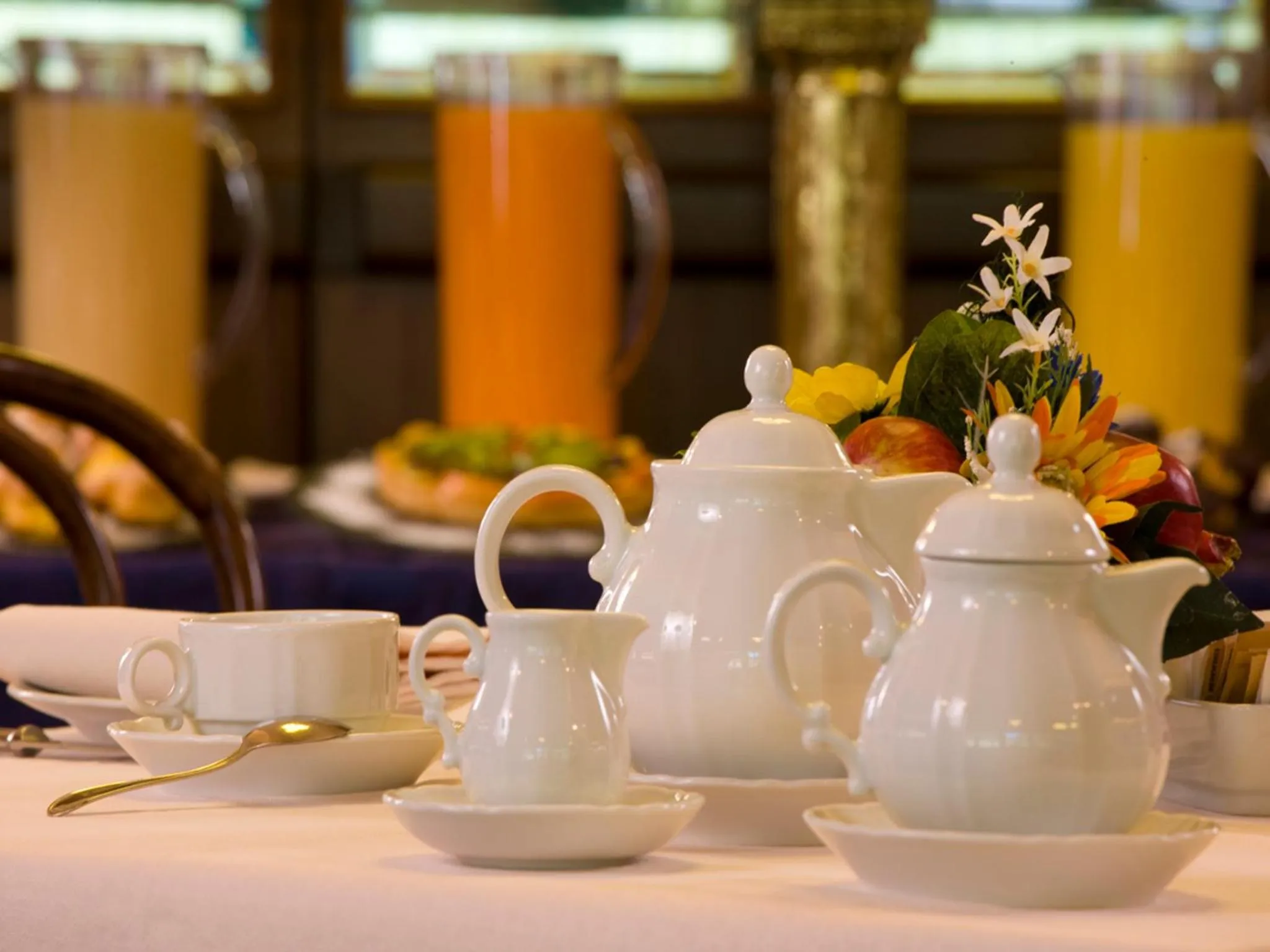 Drinks in Hotel Savoy