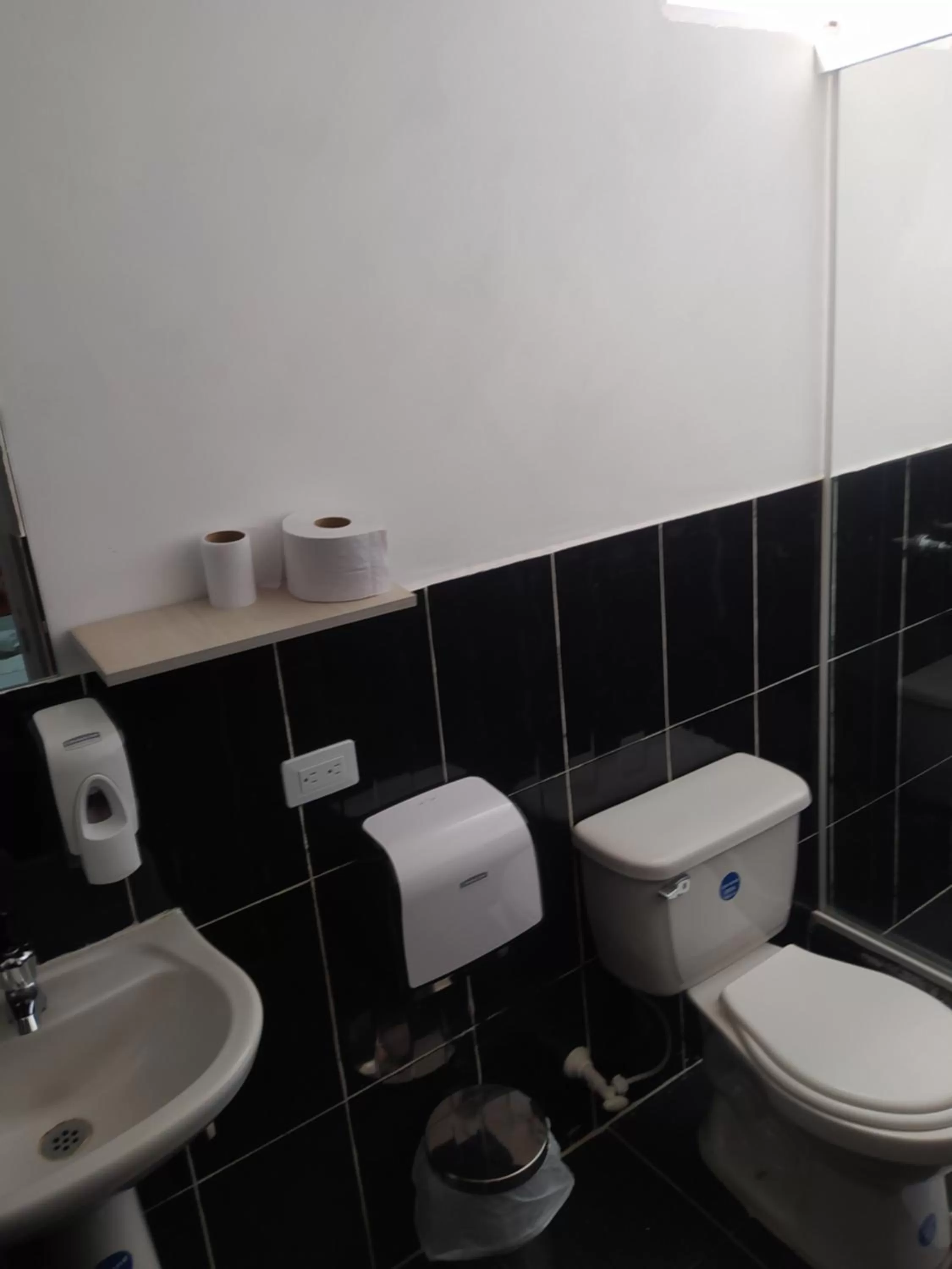 Bathroom in Hotel Aura Medellin