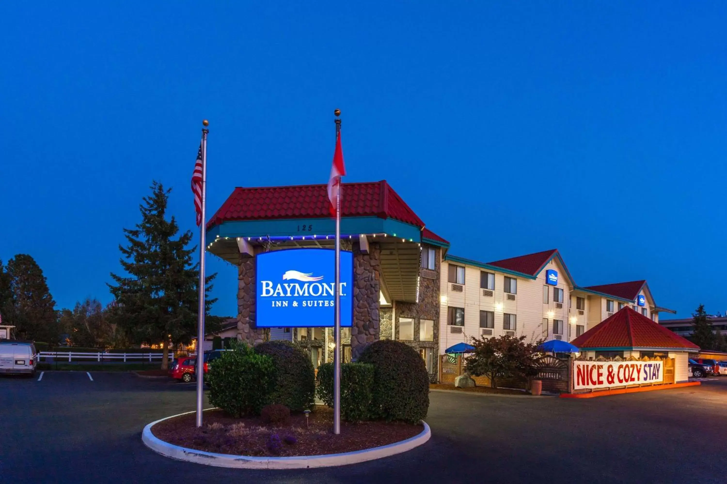 Property building in Baymont INN & Suites by Wyndham