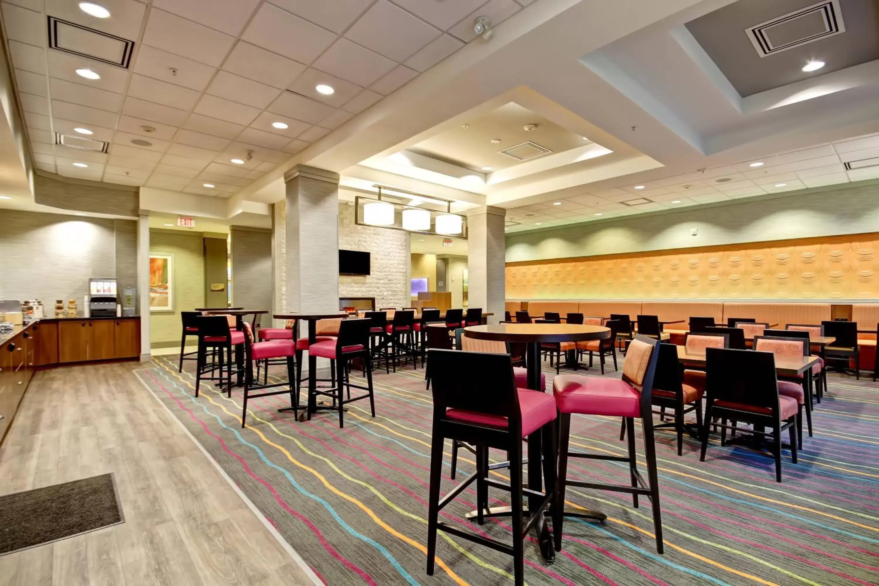 Breakfast, Restaurant/Places to Eat in Fairfield Inn & Suites by Marriott Guelph