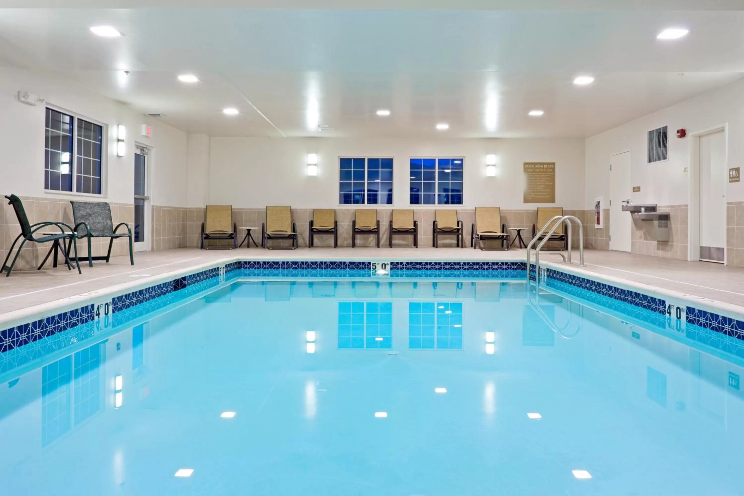 Swimming pool in Candlewood Williamsport by IHG
