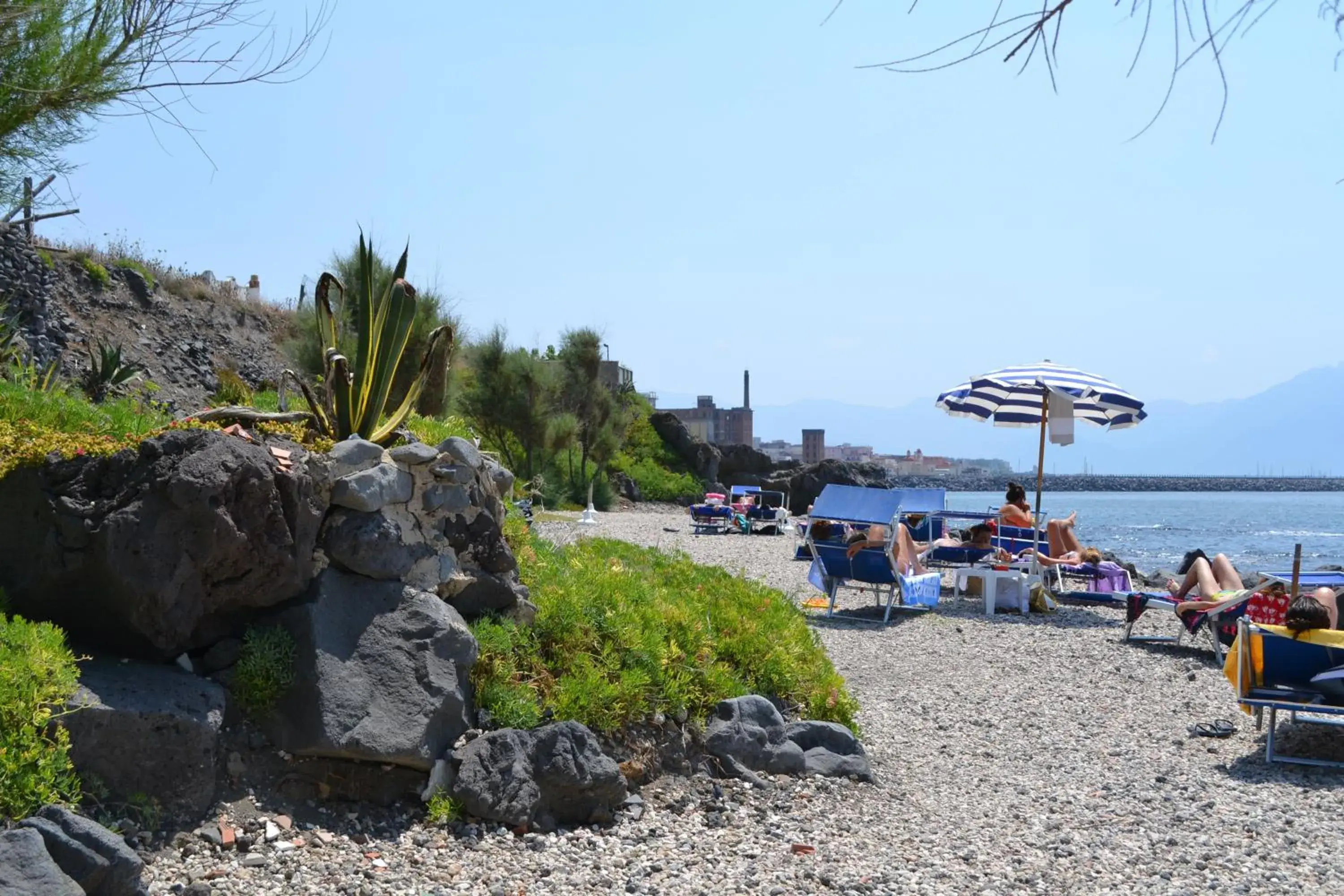 Day, Beach in Puntaquattroventi