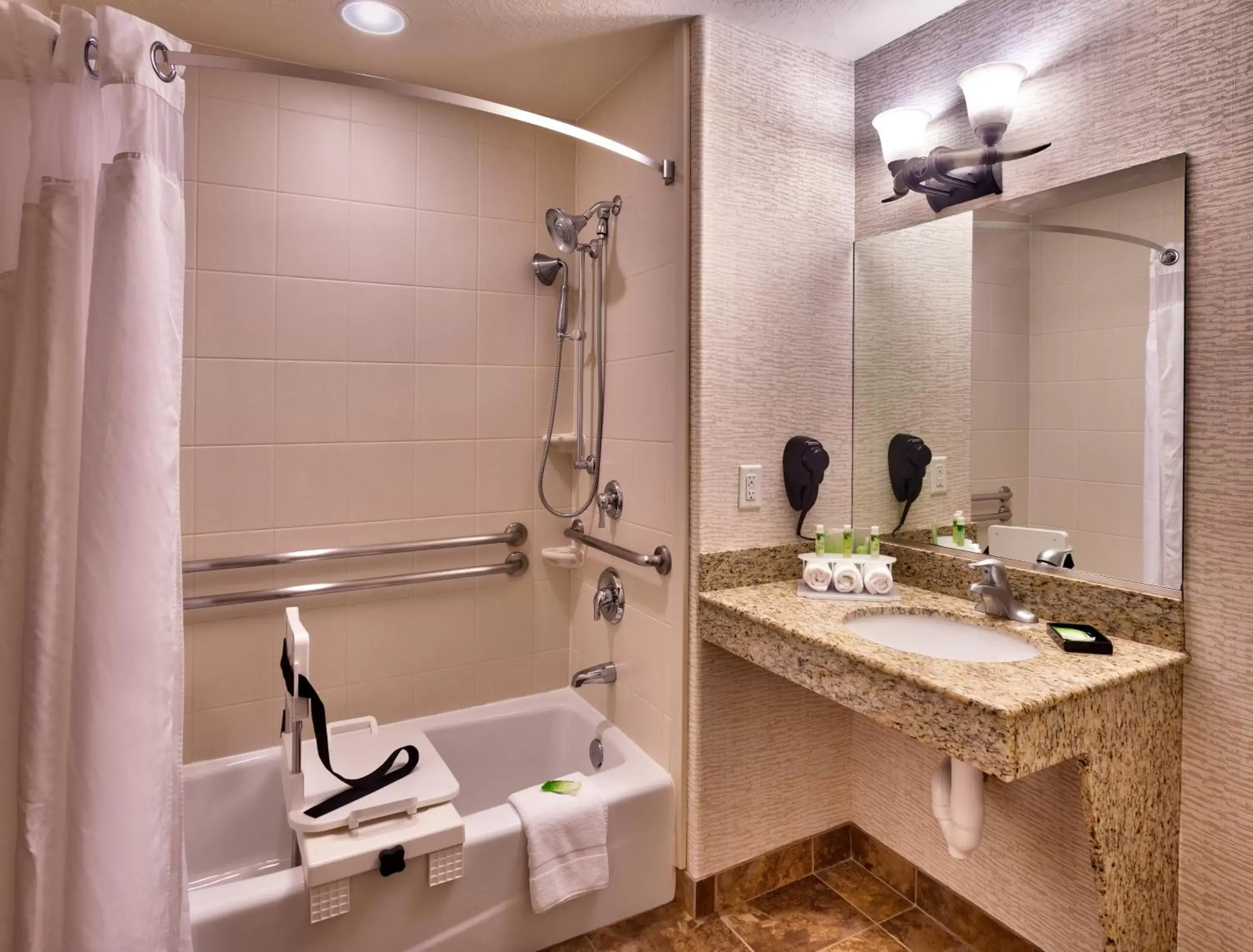 Bathroom in Holiday Inn Express & Suites Kanab, an IHG Hotel