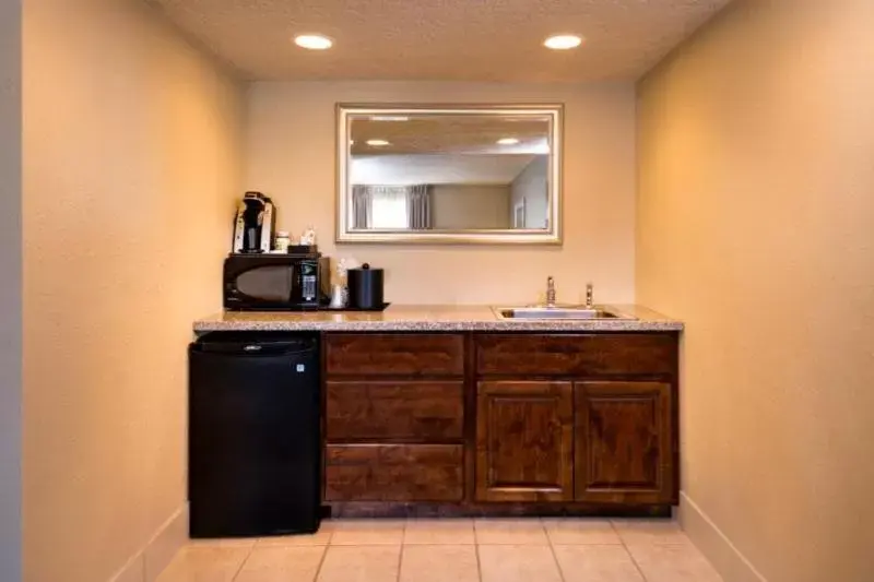 Coffee/tea facilities, Bathroom in Holiday Inn Hotel & Suites Oklahoma City North, an IHG Hotel