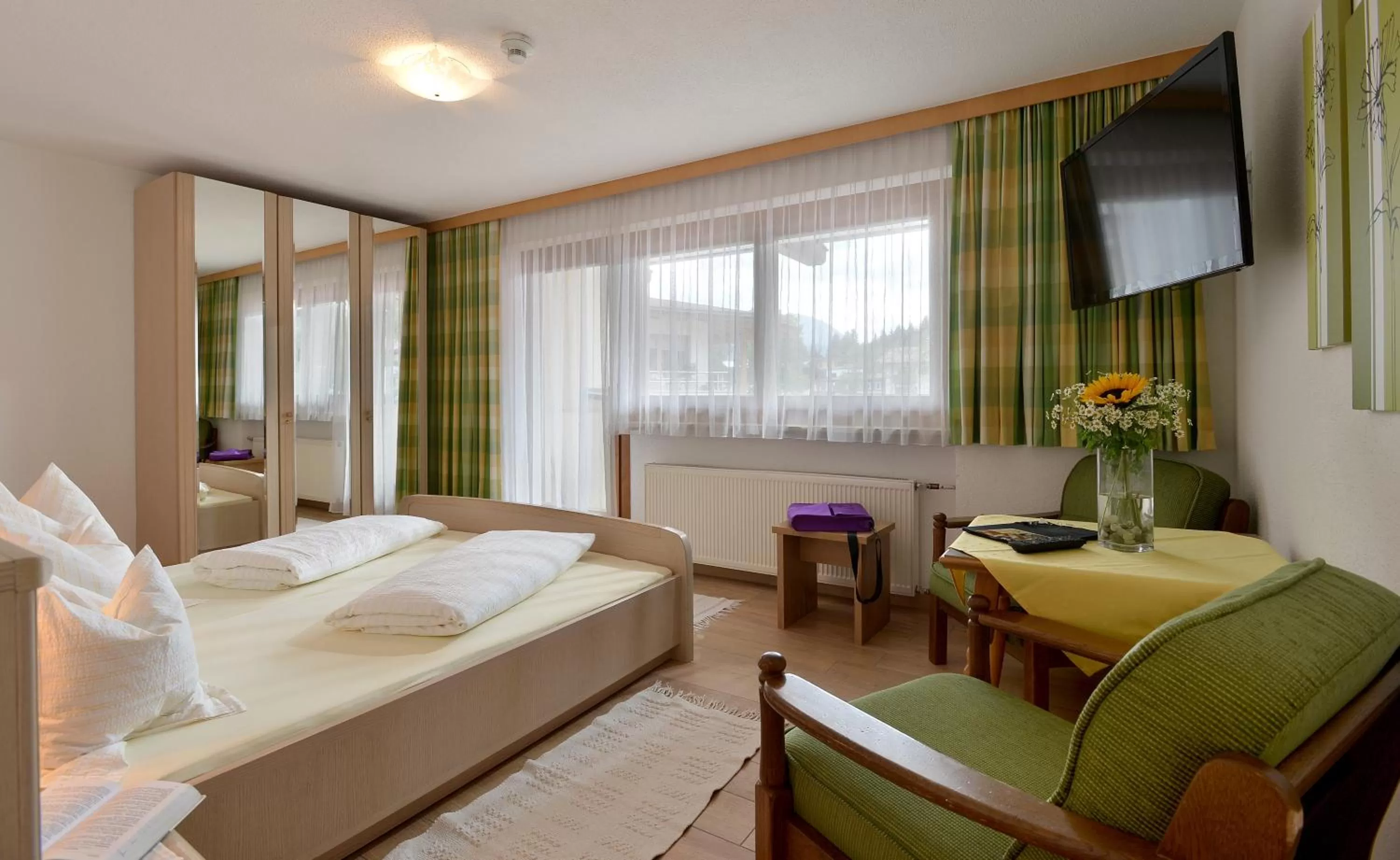 Bedroom, Bed in Hotel Theresia Garni