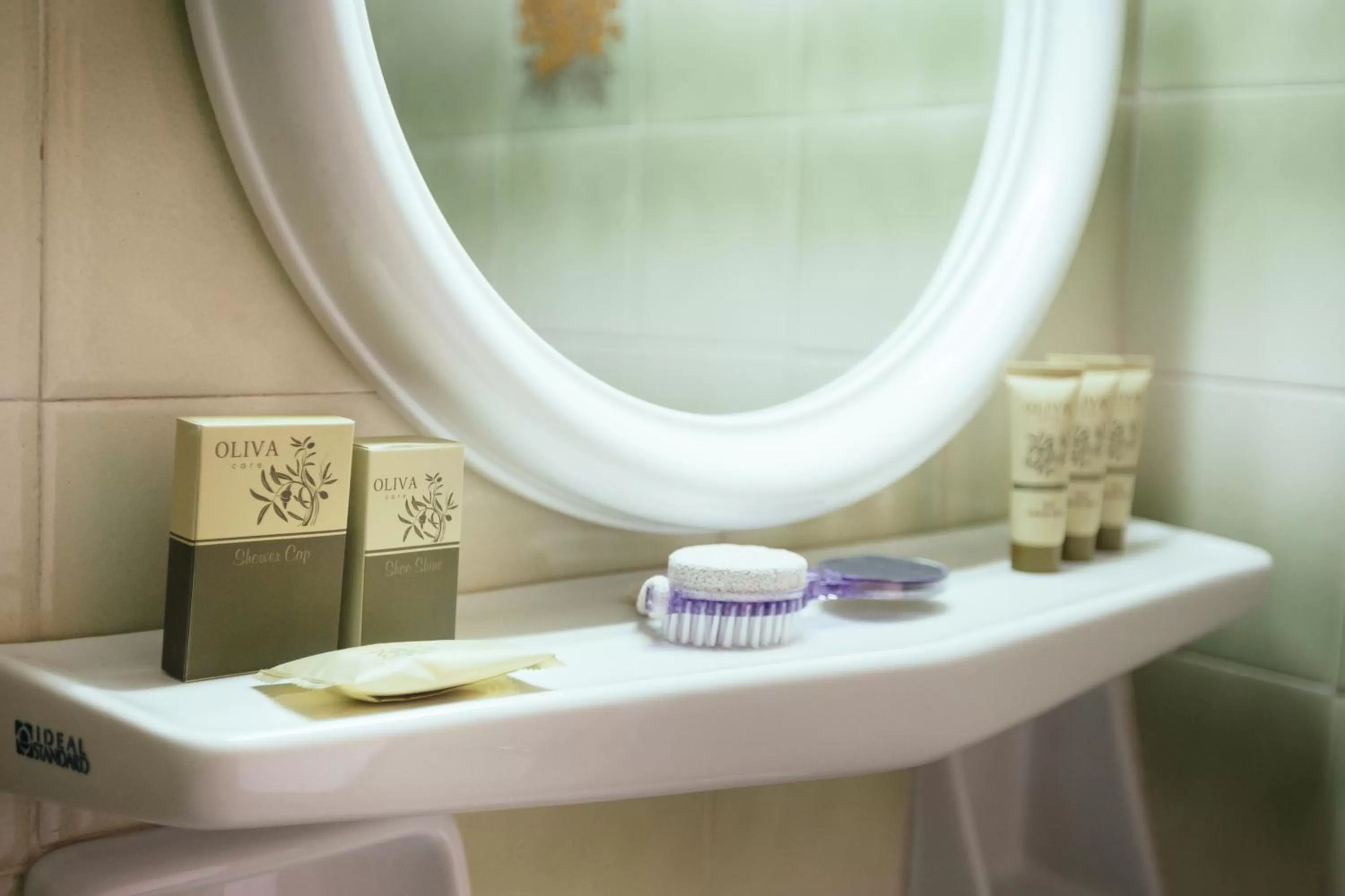 Shower in Ignatia Hotel