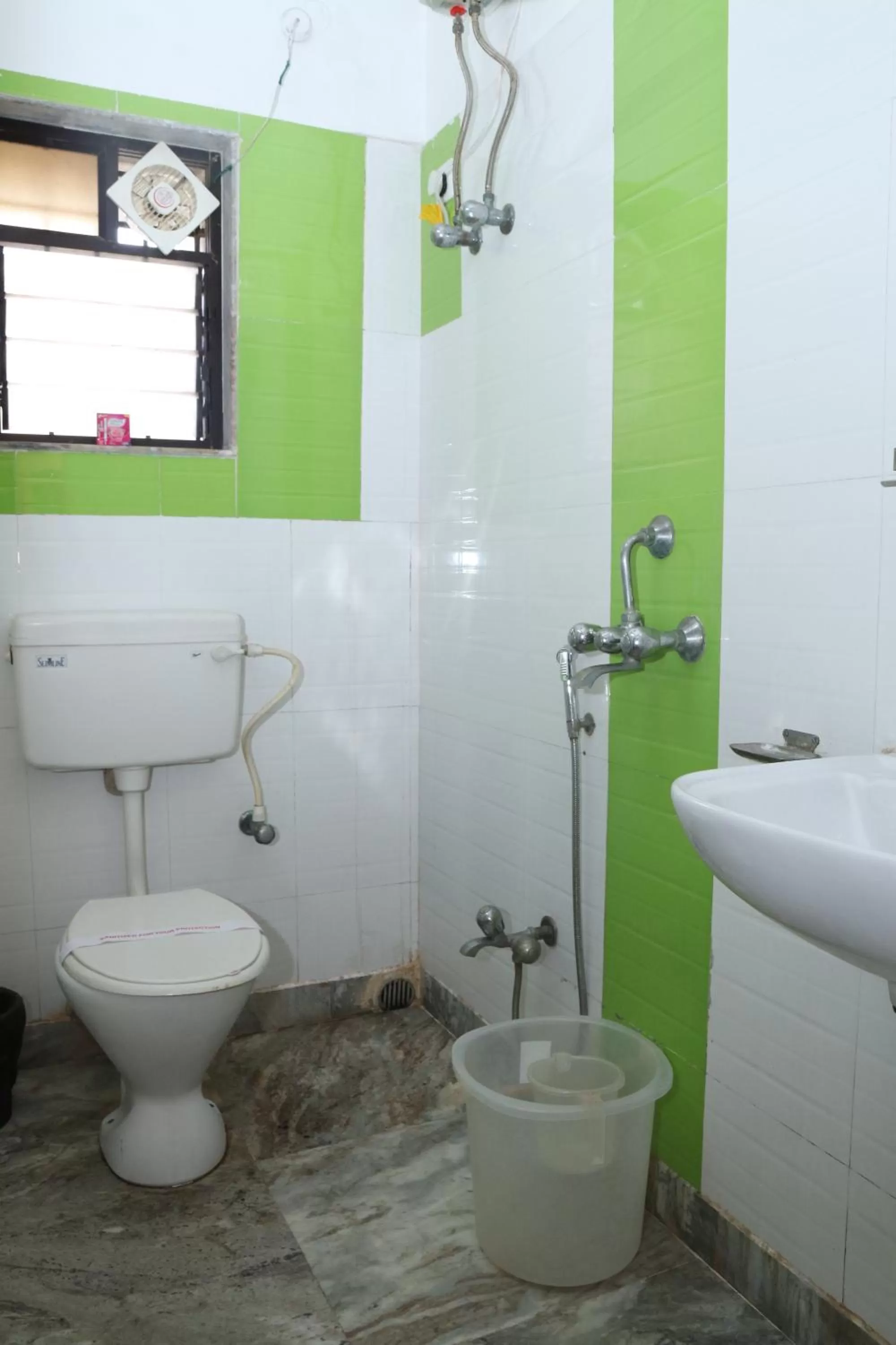 Toilet, Bathroom in The Elite Apartment Hotel