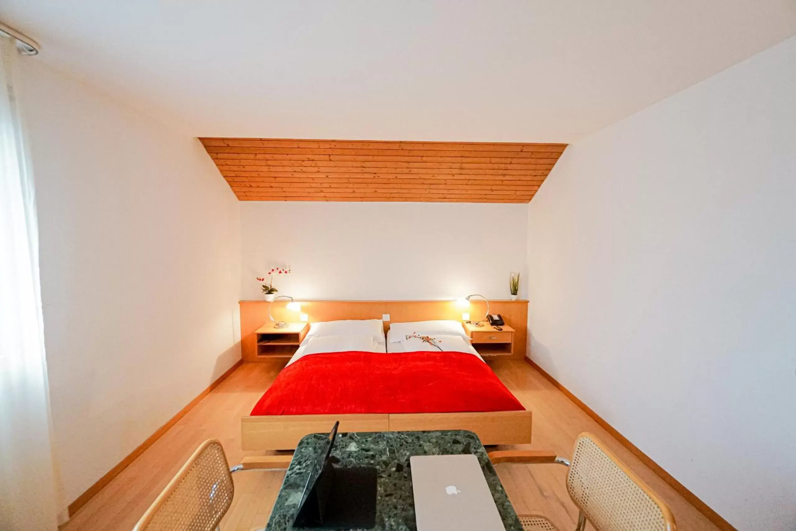Bedroom, Bed in Centra Hotel Zurich