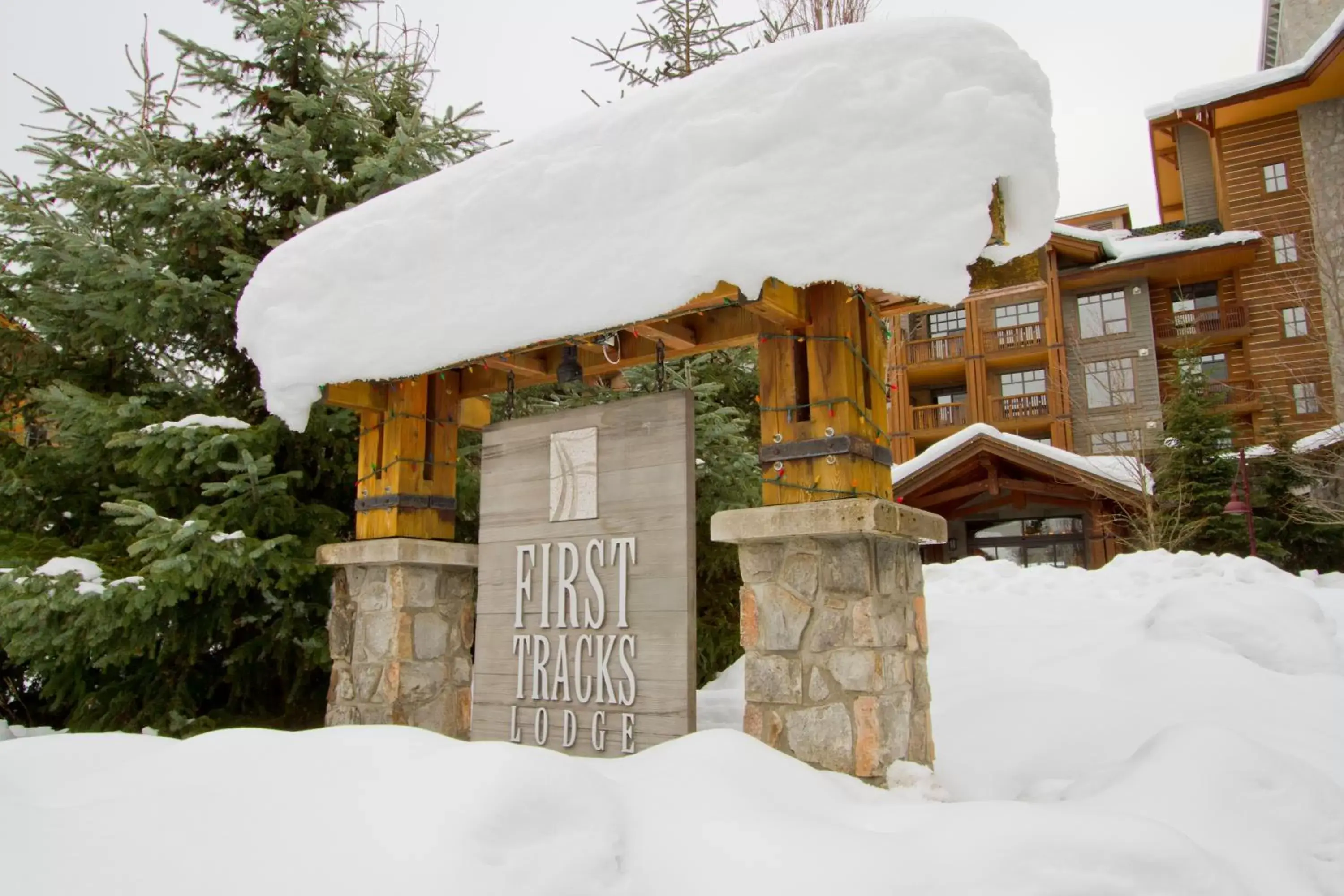 Facade/entrance, Winter in First Tracks Lodge