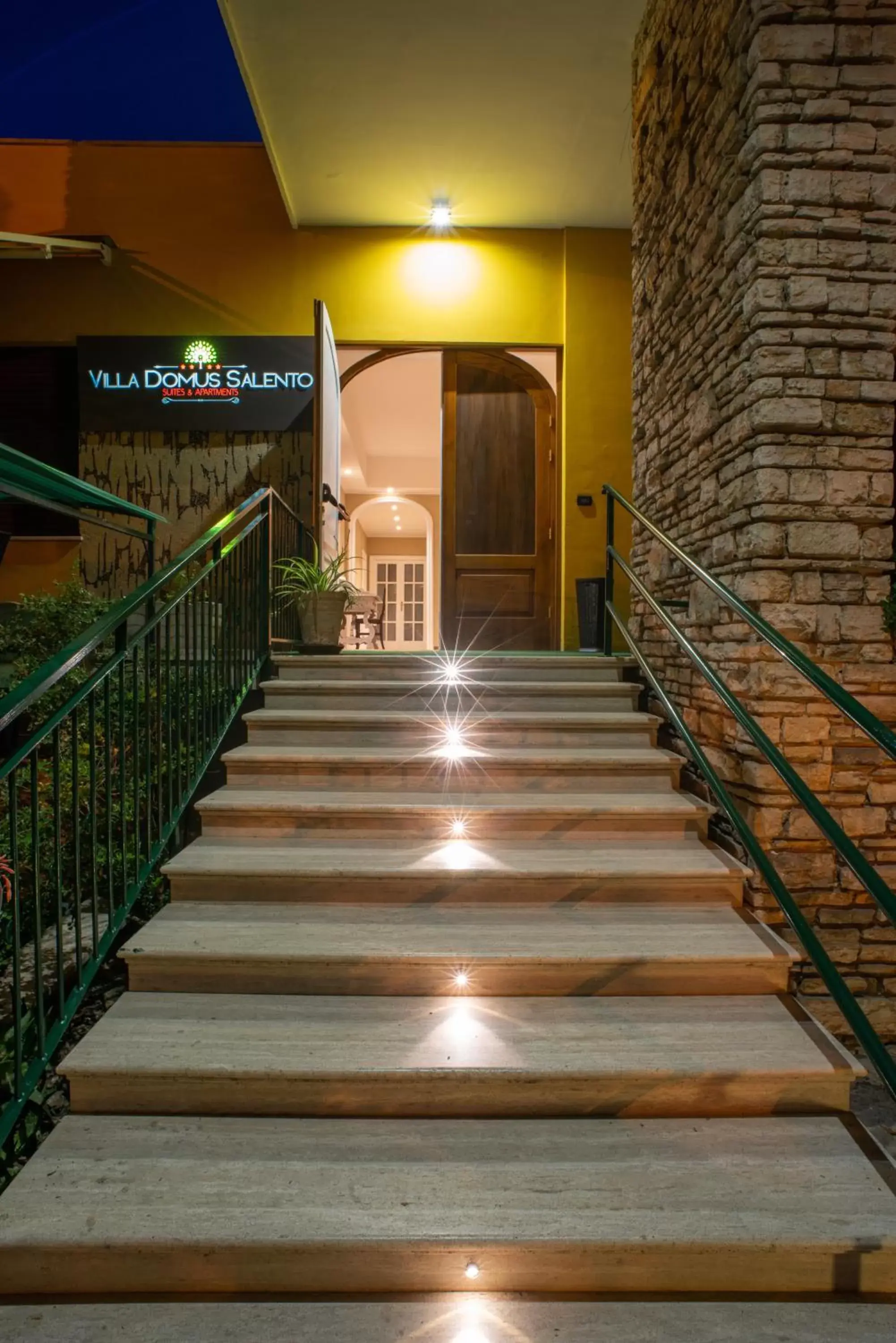 Facade/entrance in Villa Domus Salento Suites & Rooms con parcheggio privato in loco