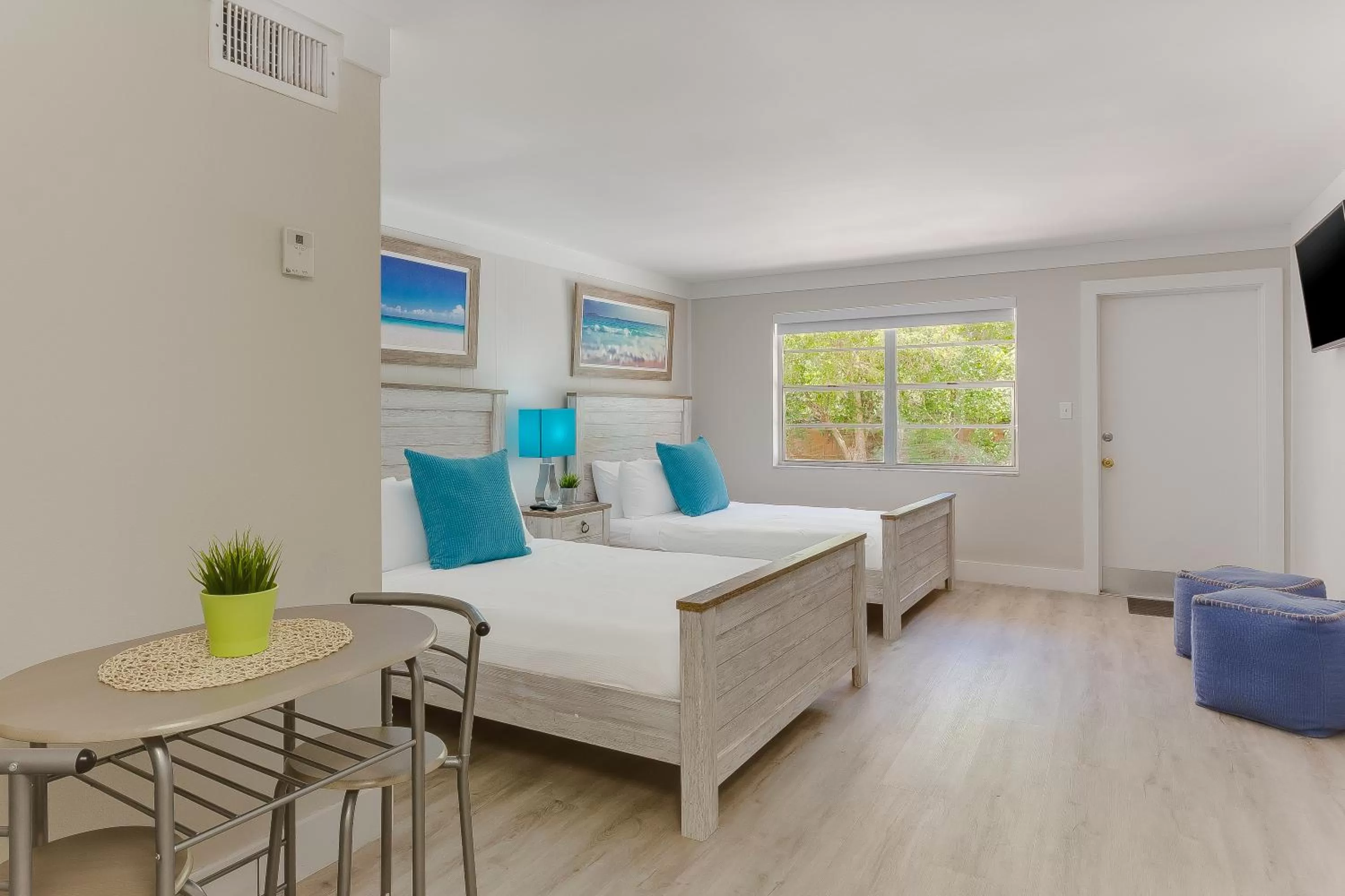 Bedroom, Bed in Drift Hotel