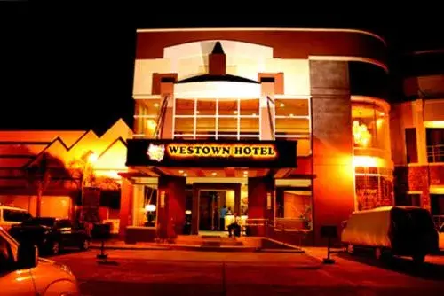 Mo2 Westown Hotel Mandalagan