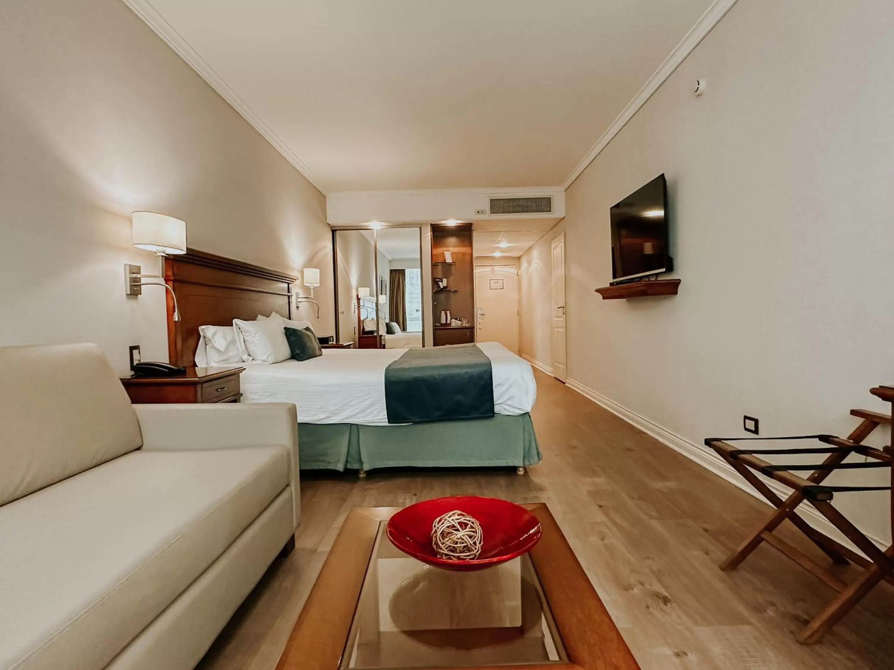 Communal lounge/ TV room in Blank Hotel Recoleta
