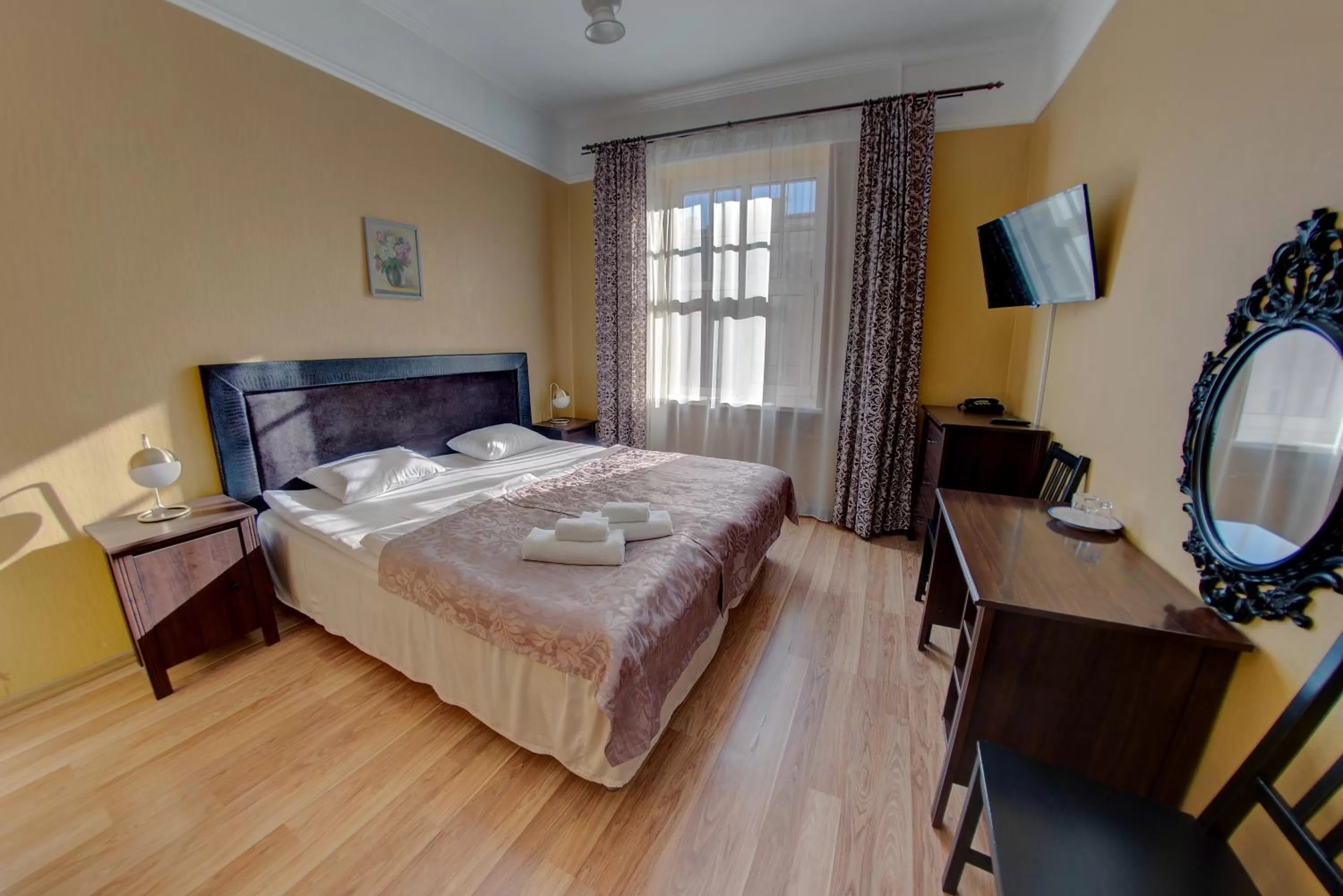 Photo of the whole room, Bed in Viktorija