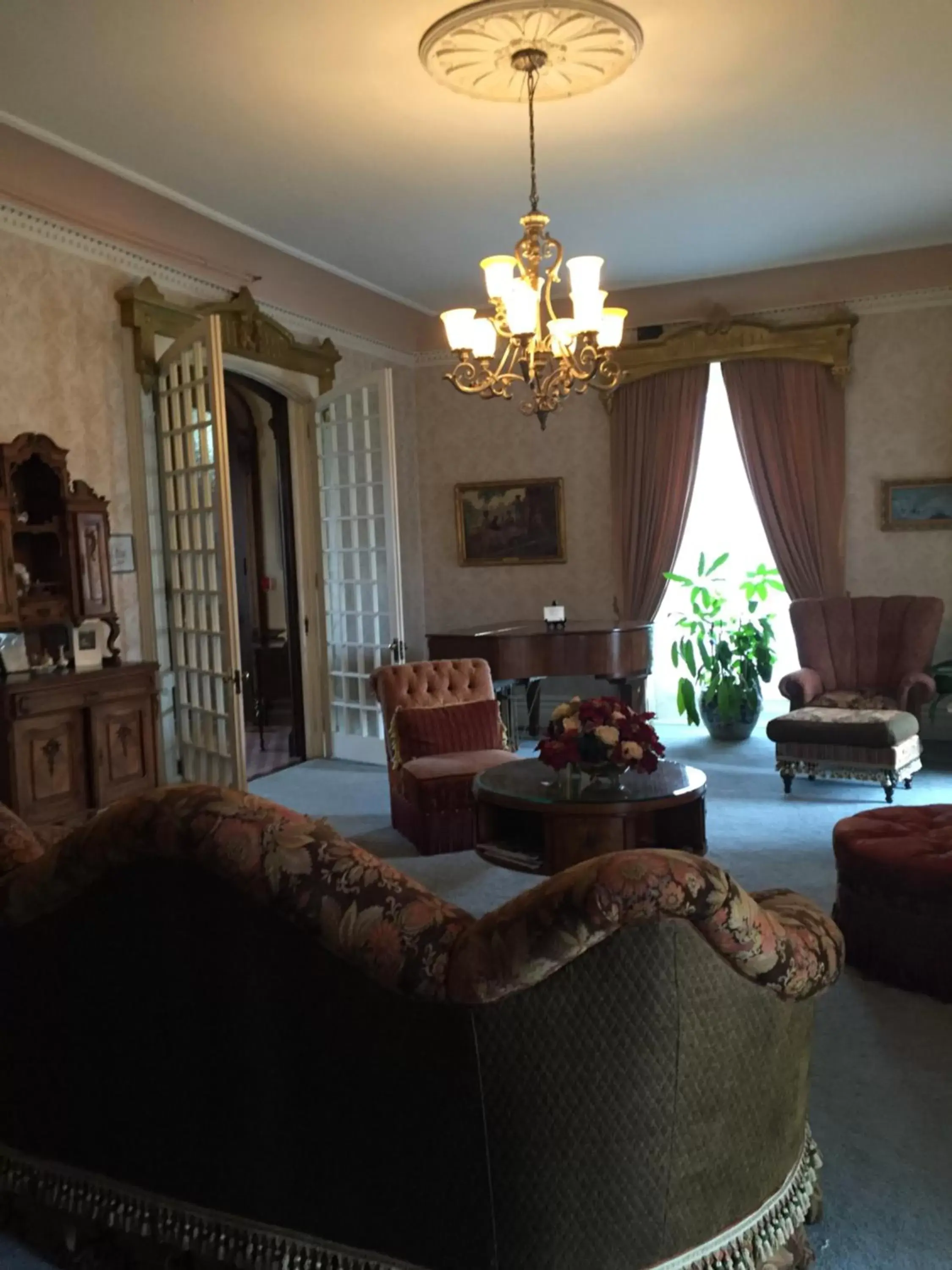 Seating Area in Batcheller Mansion Inn