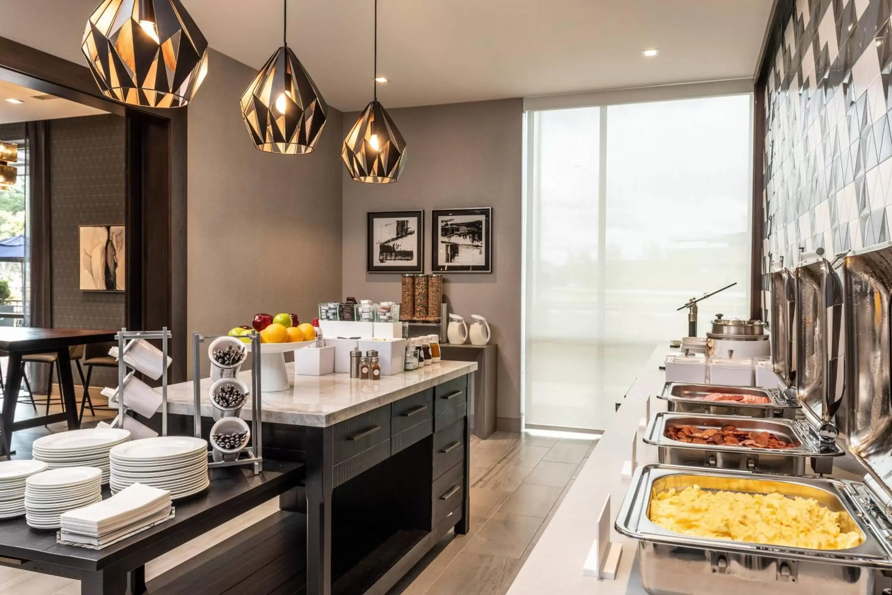 Breakfast, Restaurant/Places to Eat in Residence Inn by Marriott Boston Natick