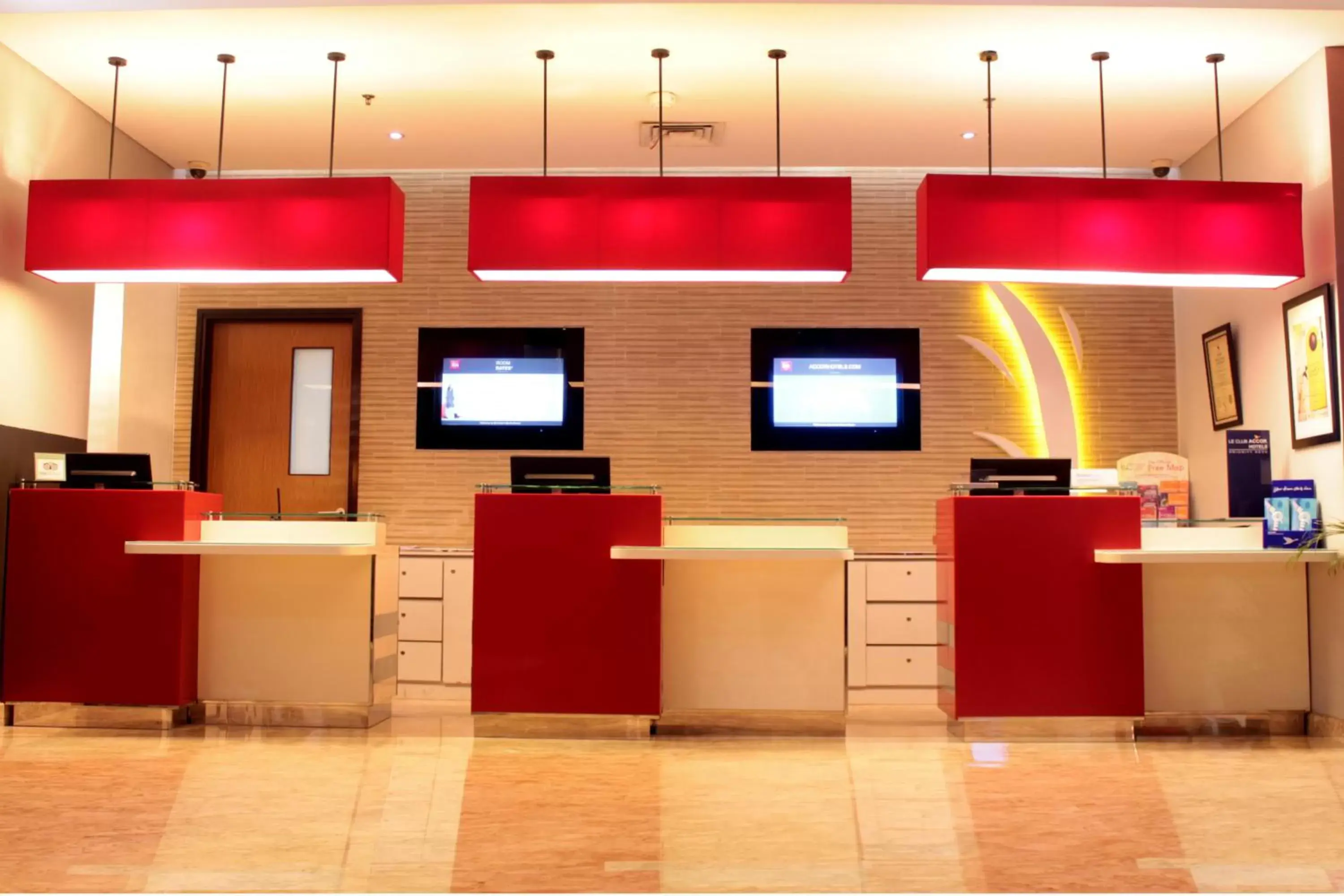 Lobby or reception in Ibis Jakarta Senen