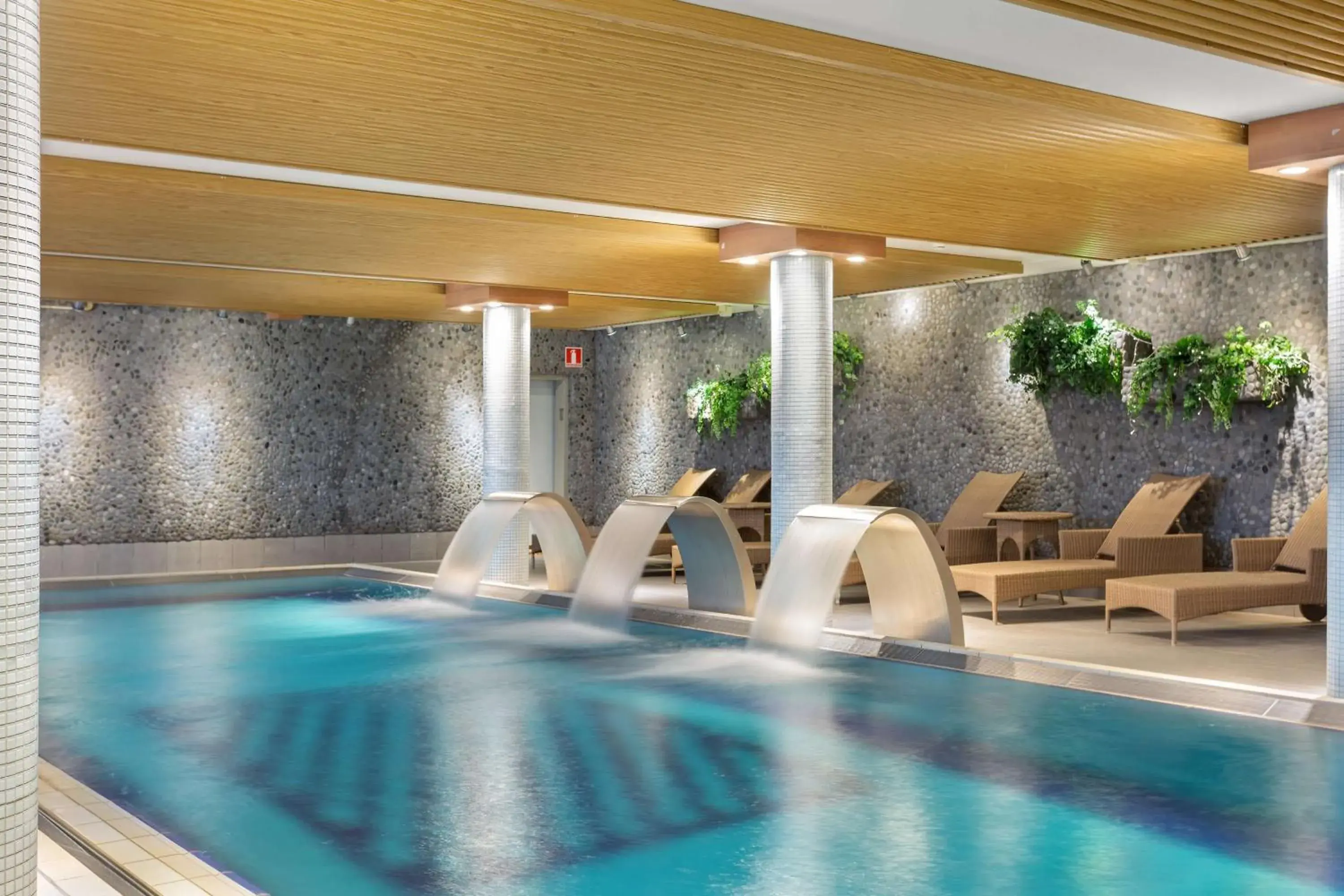 Spa and wellness centre/facilities, Swimming Pool in Scandic Skogshöjd