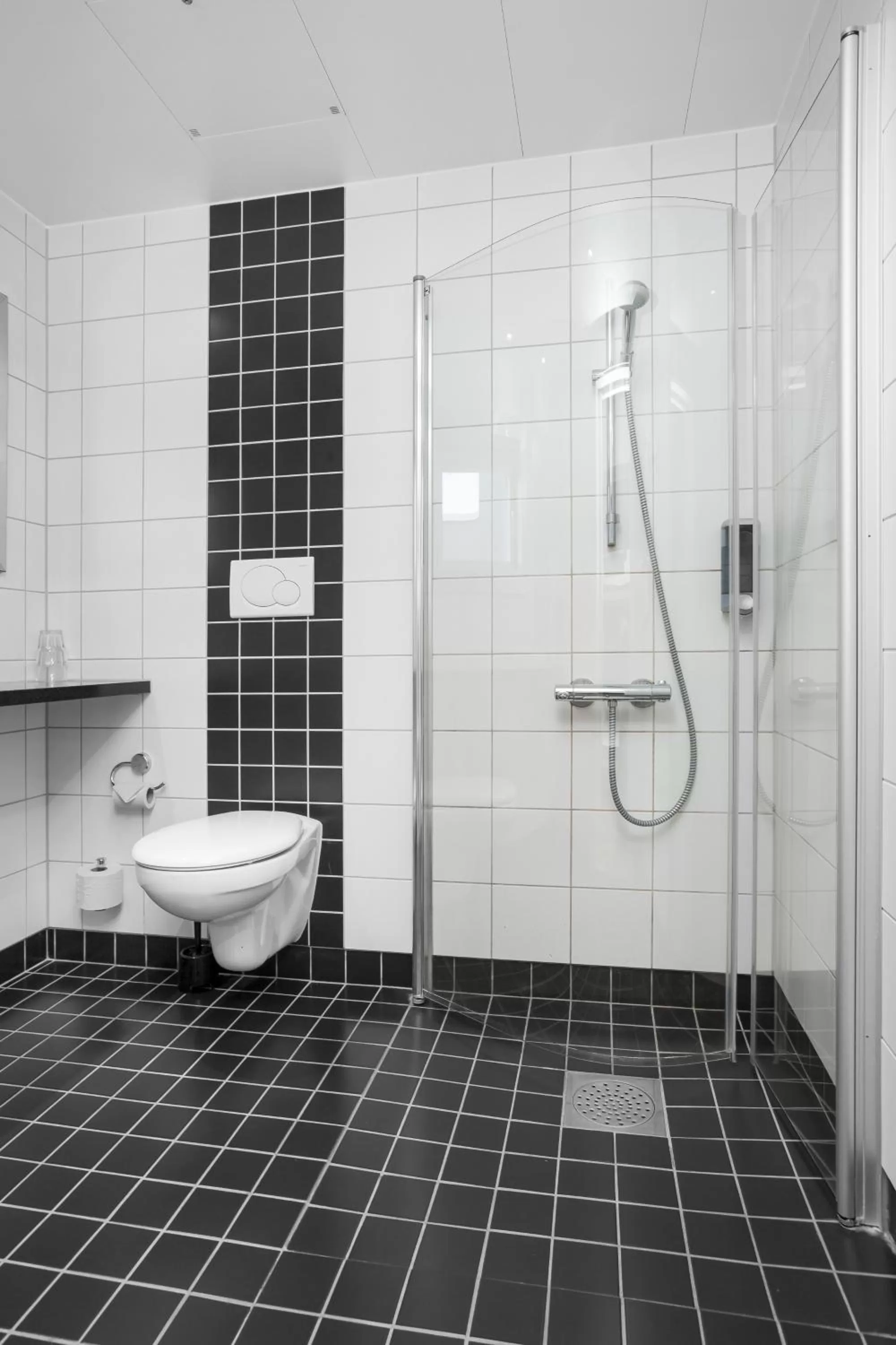 Shower in Aiden by Best Western Skavsta Airport