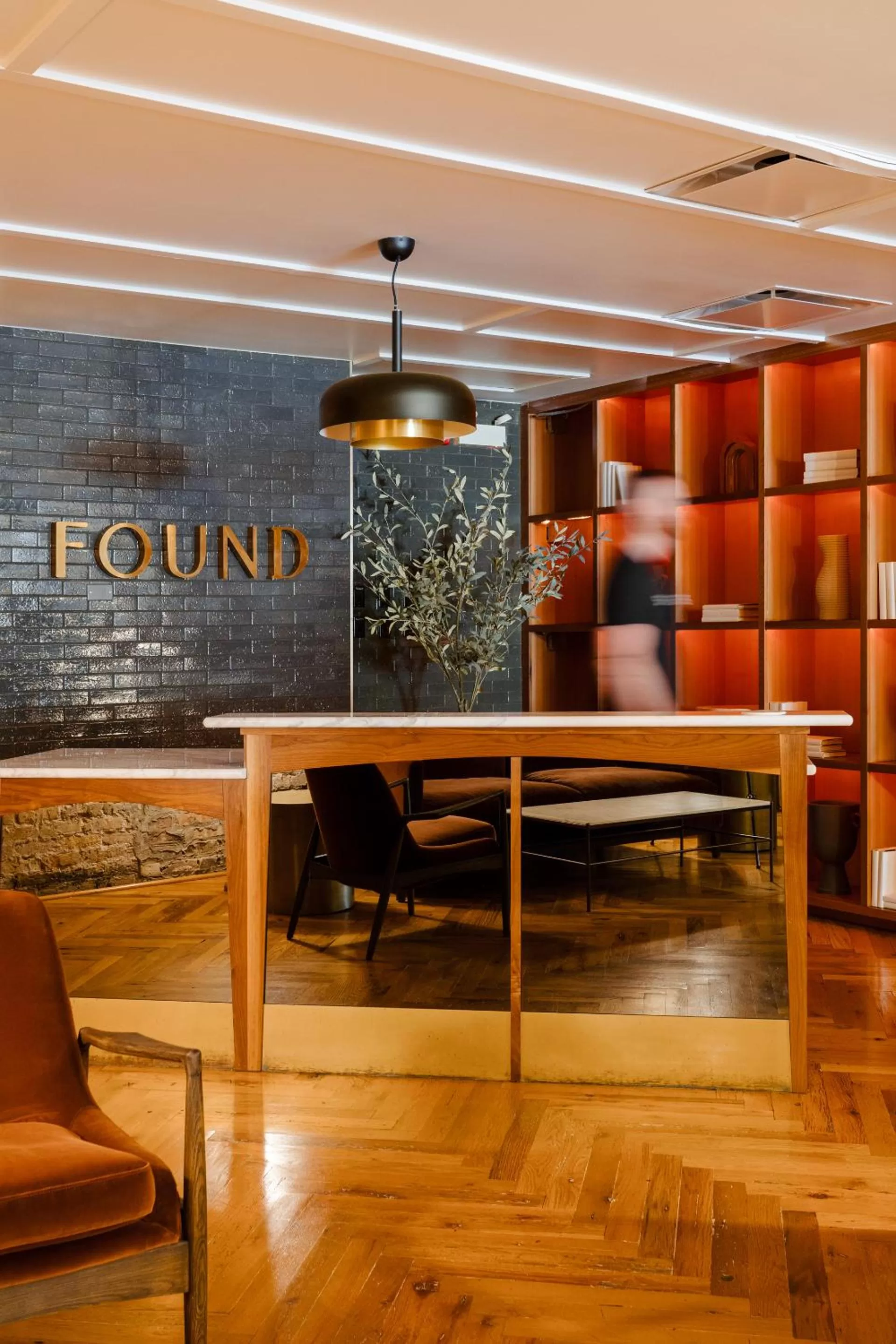 Found Chicago powered by Sonder